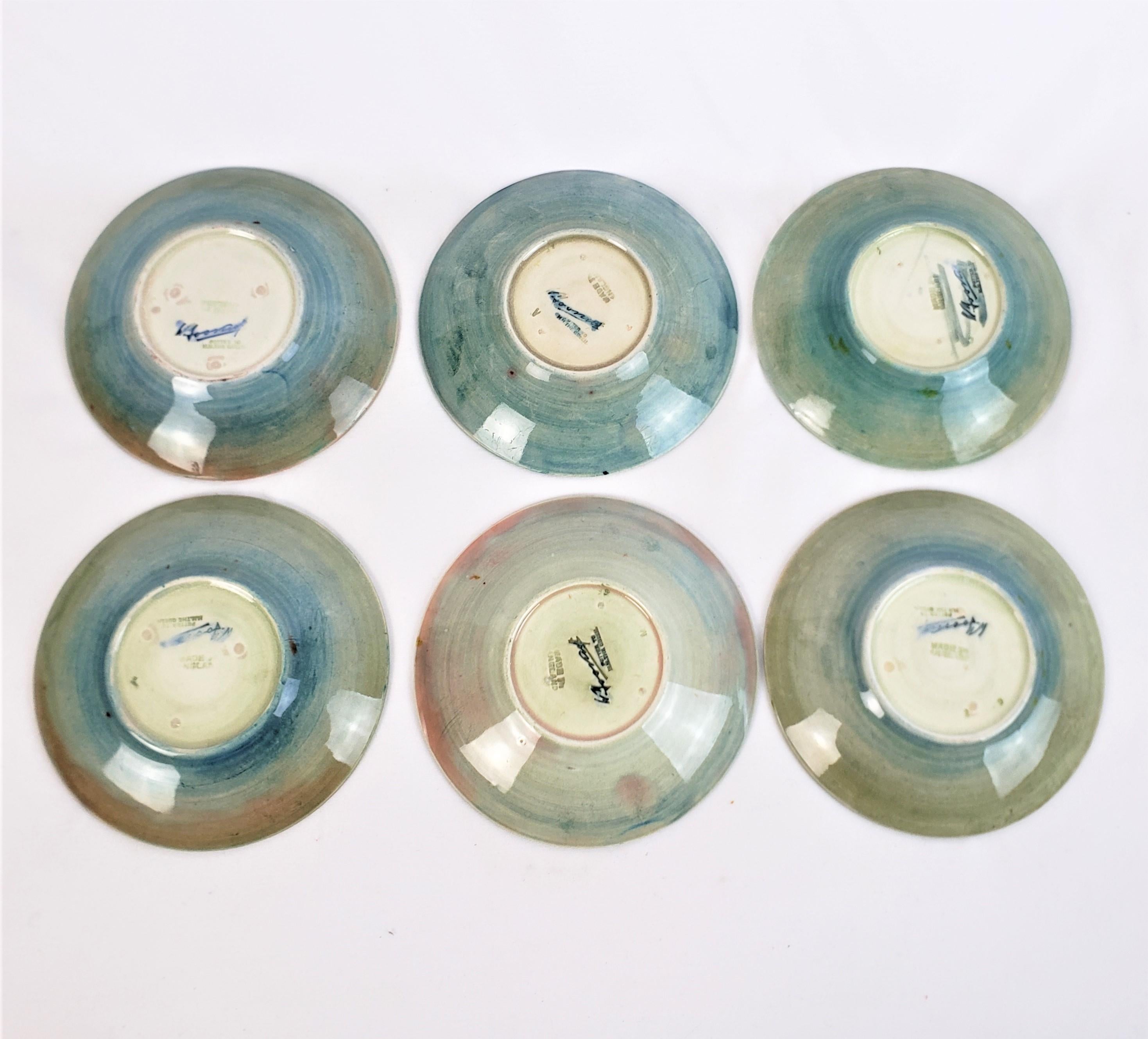 6 Moorcroft Art Pottery Demitasse Tasse & Untertasse Sets in der Leaf & Berry Pattern im Angebot 1
