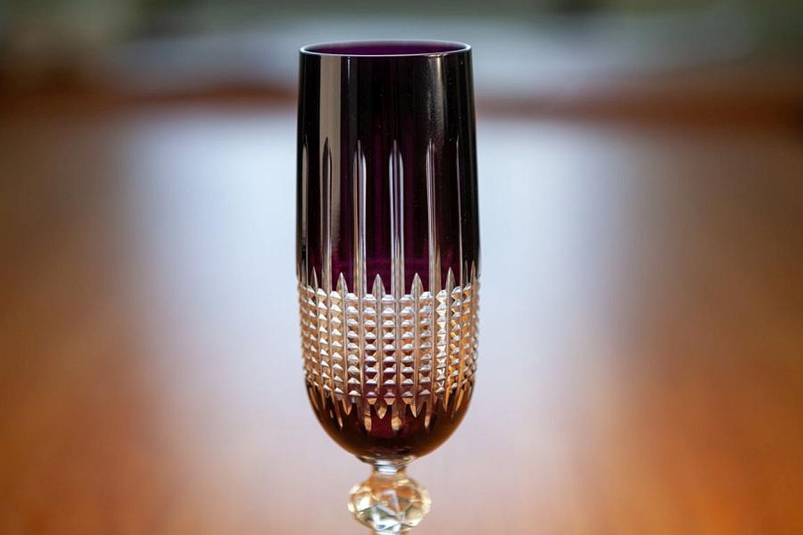 Set of 6 Cristal Champagne Glasses in Mix Colors (6.1 fl_oz_us) For Sale 1