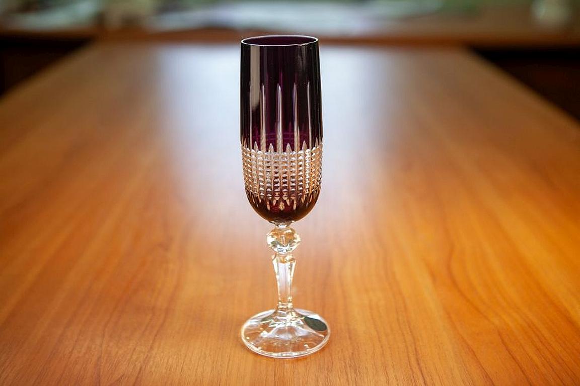 Set of 6 Cristal Champagne Glasses in Mix Colors (6.1 fl_oz_us) For Sale 4