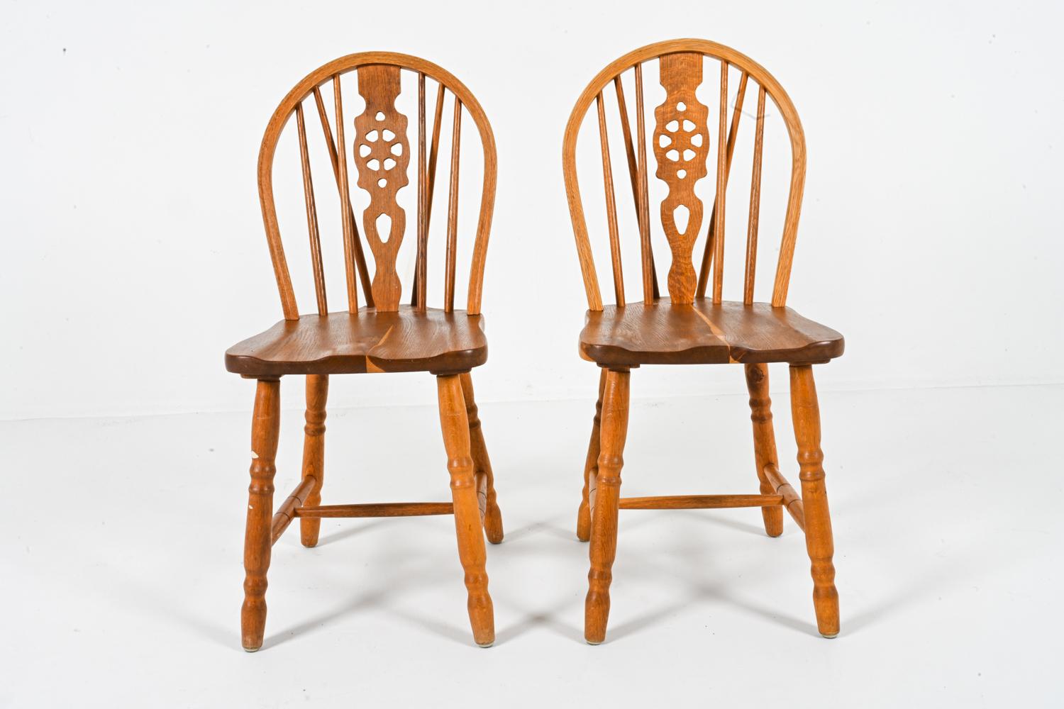 Danish (6) Oak Windsor-Style Dining Side Chairs In The Manner of Frits Henningsen