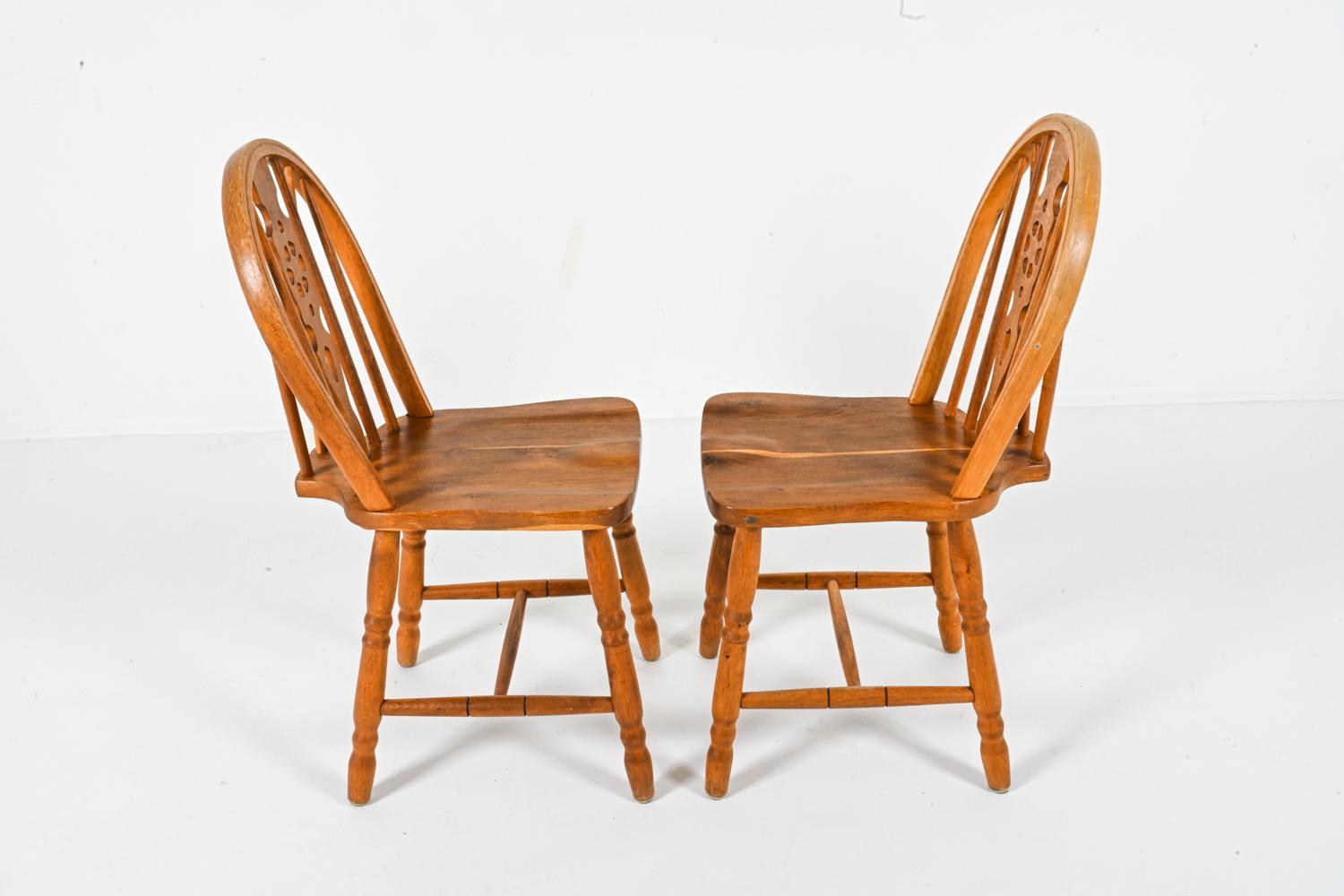 20th Century (6) Oak Windsor-Style Dining Side Chairs In The Manner of Frits Henningsen