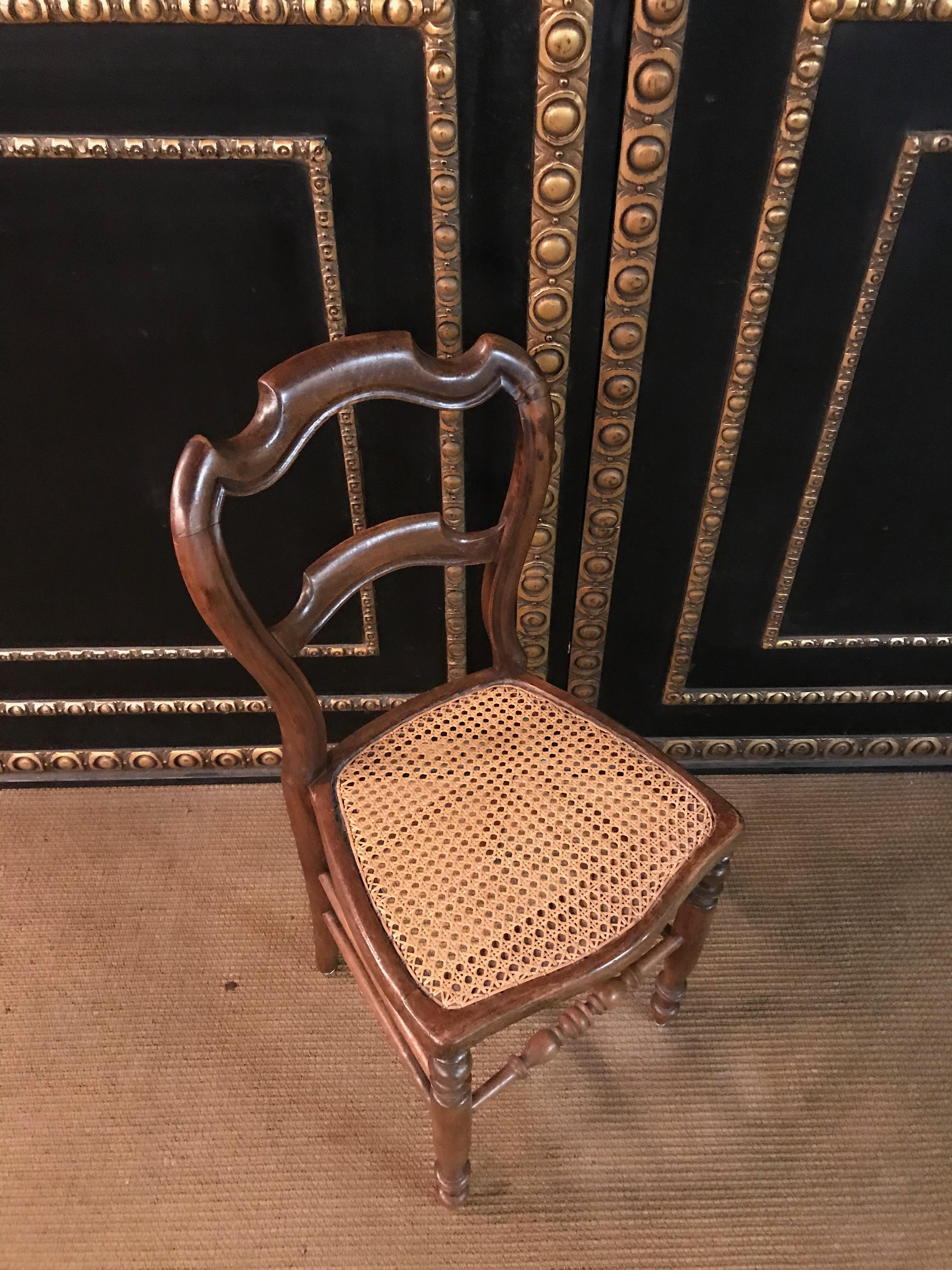 6 Original Biedermeier-Stühle, Cafhaus-Sitzgewebe, ca. 1850-1860, massives Mahagoni im Angebot 1