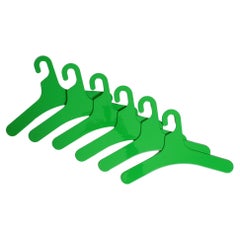 6 original unused green plastic clothes hangers from the 1970s by Ingo Maurer 