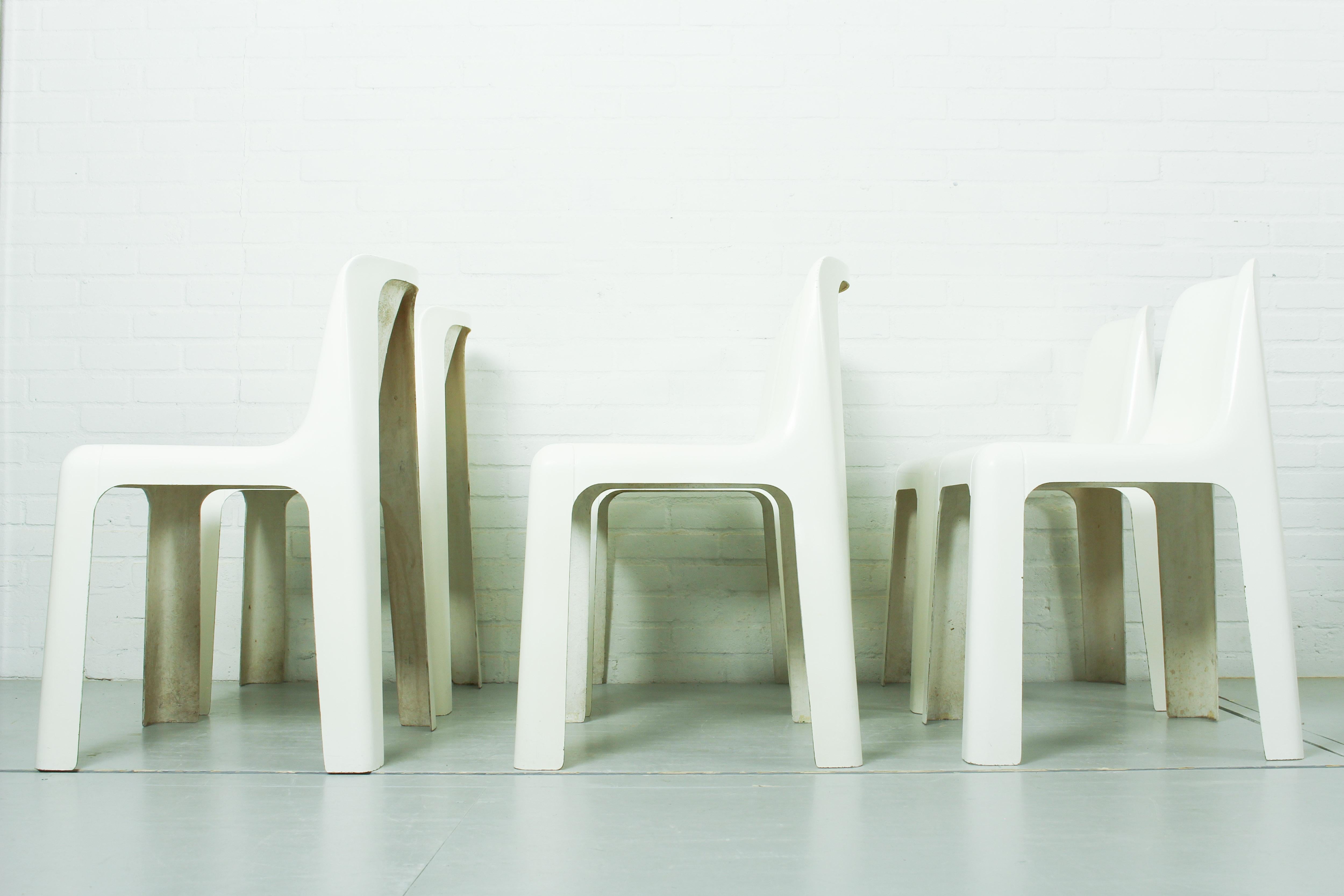 French 6 OZOO 700 Fiberglass Dining Chairs by Marc Berthier for Roche Bobois, 1970s For Sale