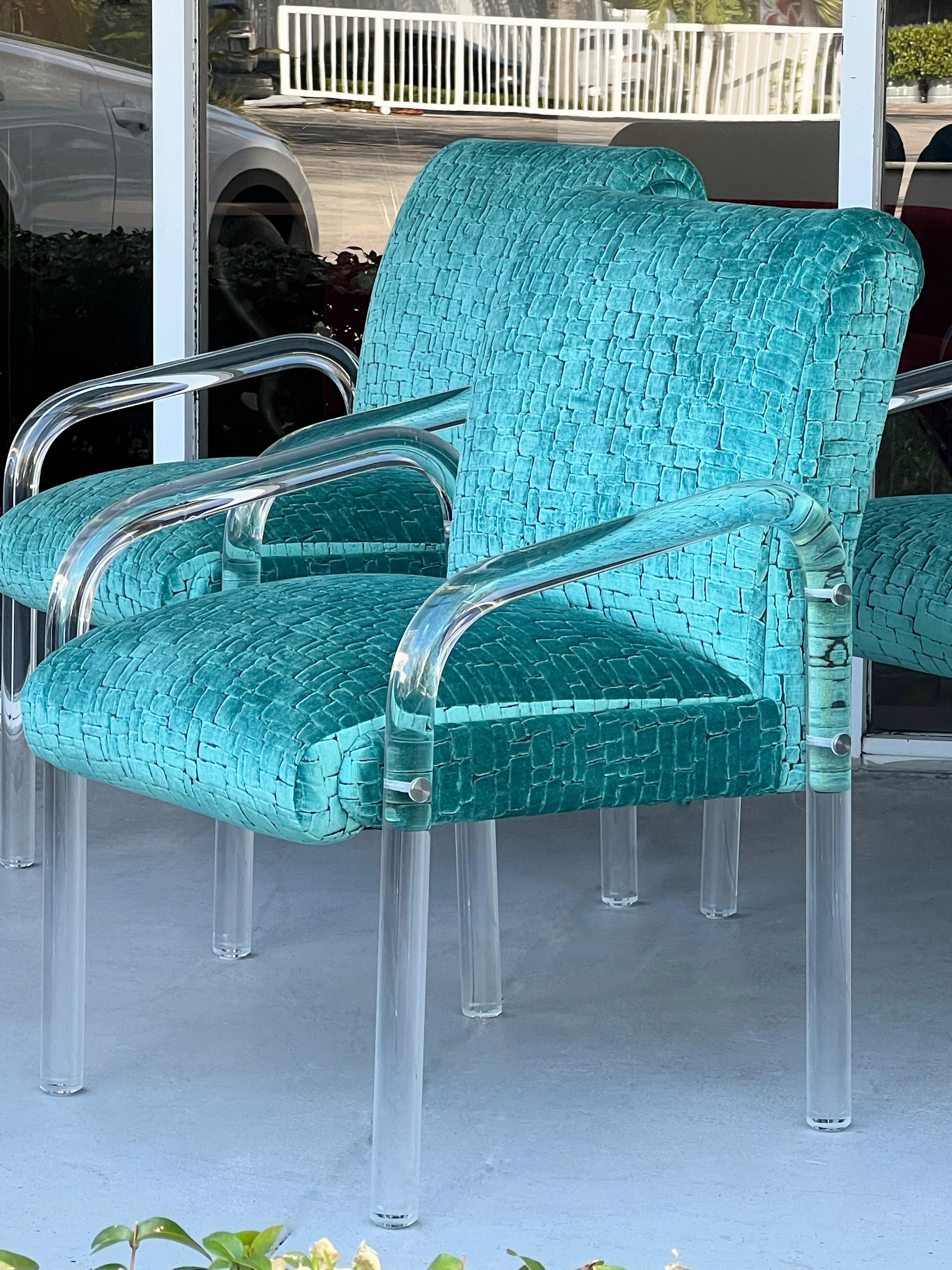 6 Sedie da pranzo con bracci in lucite e velluto della Collection'S in vendita 5