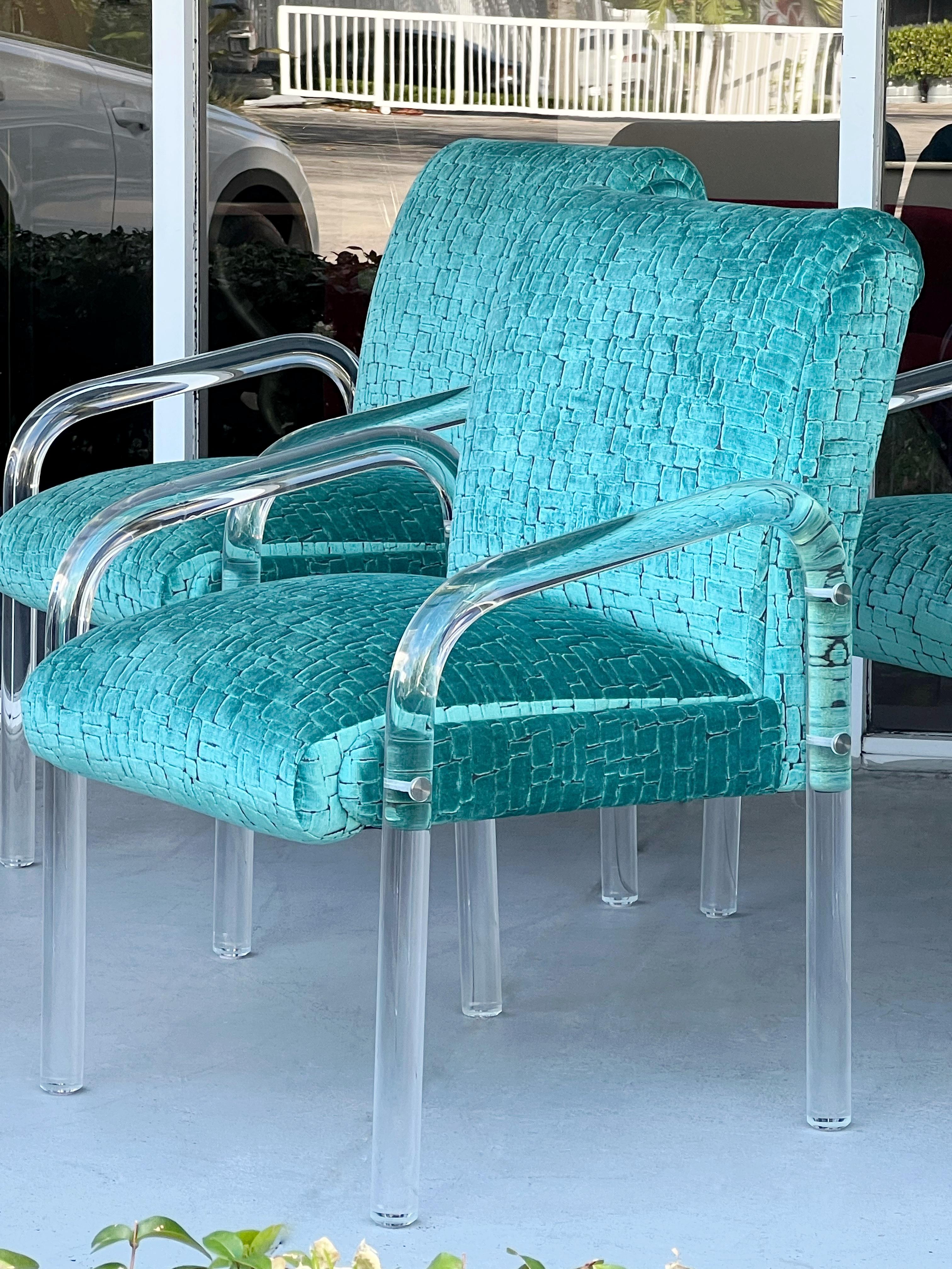 6 Sedie da pranzo con bracci in lucite e velluto della Collection'S in vendita 3