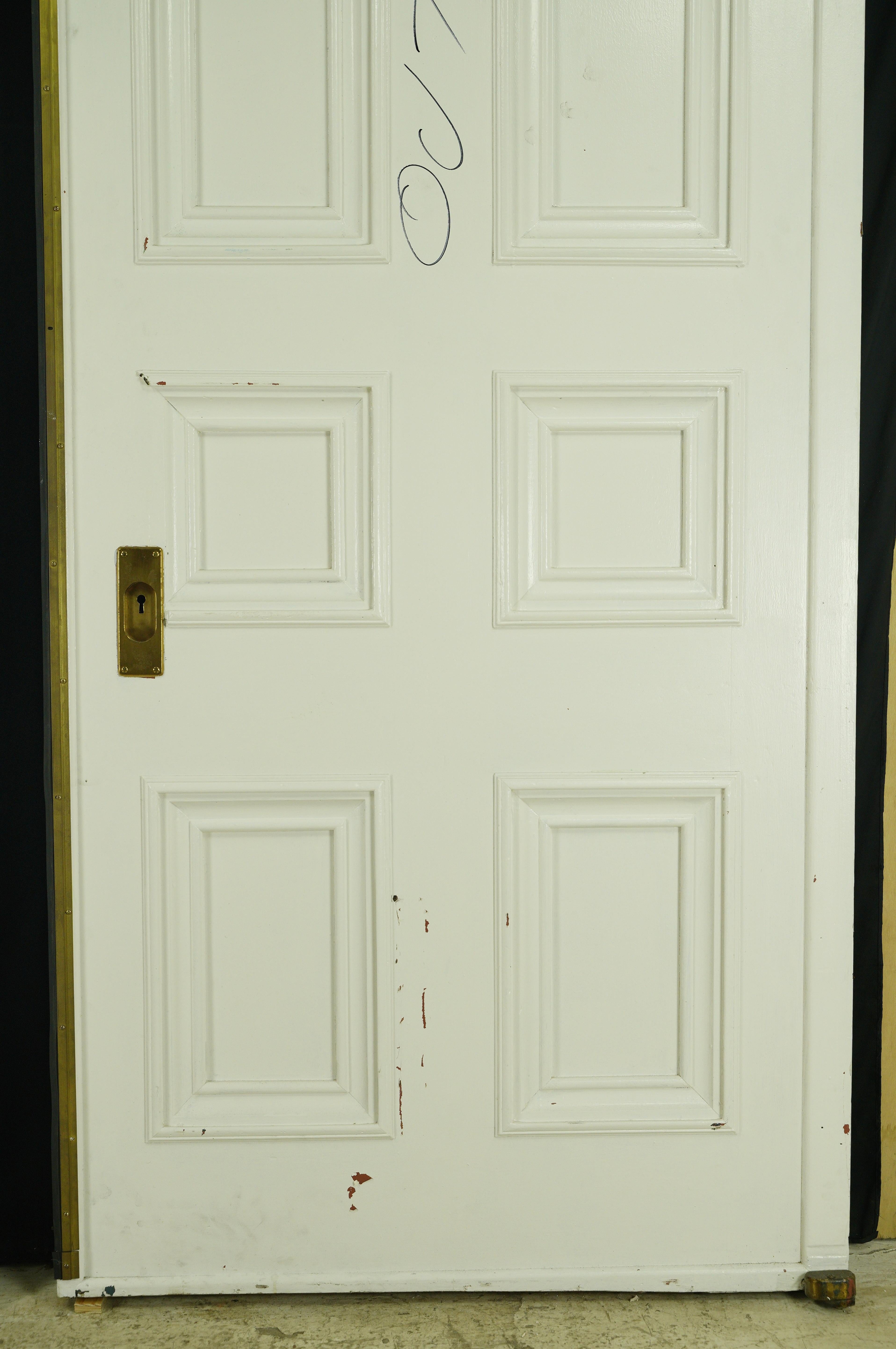 20ième siècle 6 portes doubles de poche en bois blanc 117,75 x 83,75 en vente
