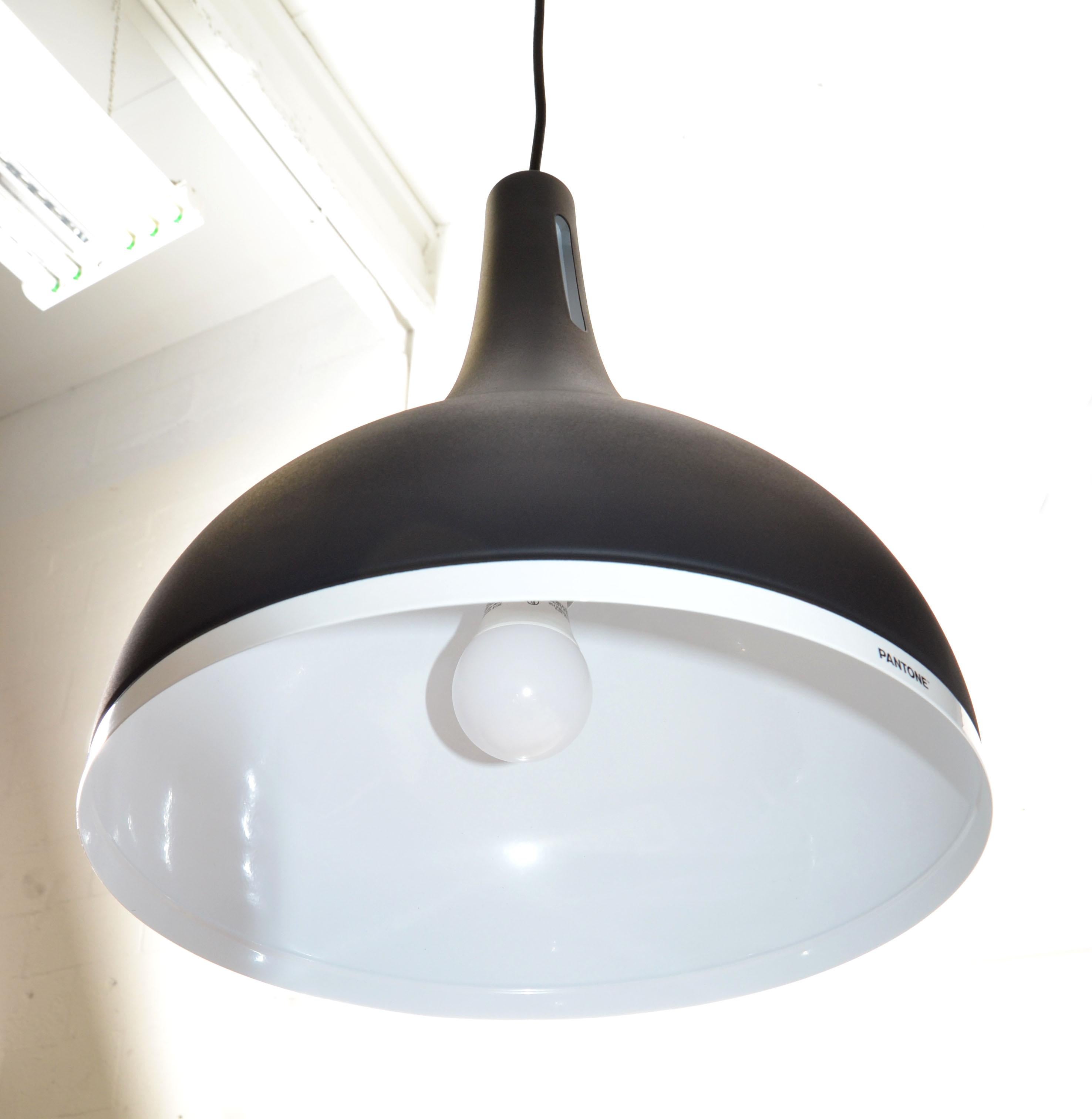 6 Pantone Black & White Adjustable Pendant Lamp Danish Modern, Priced by Item In Excellent Condition For Sale In Miami, FL