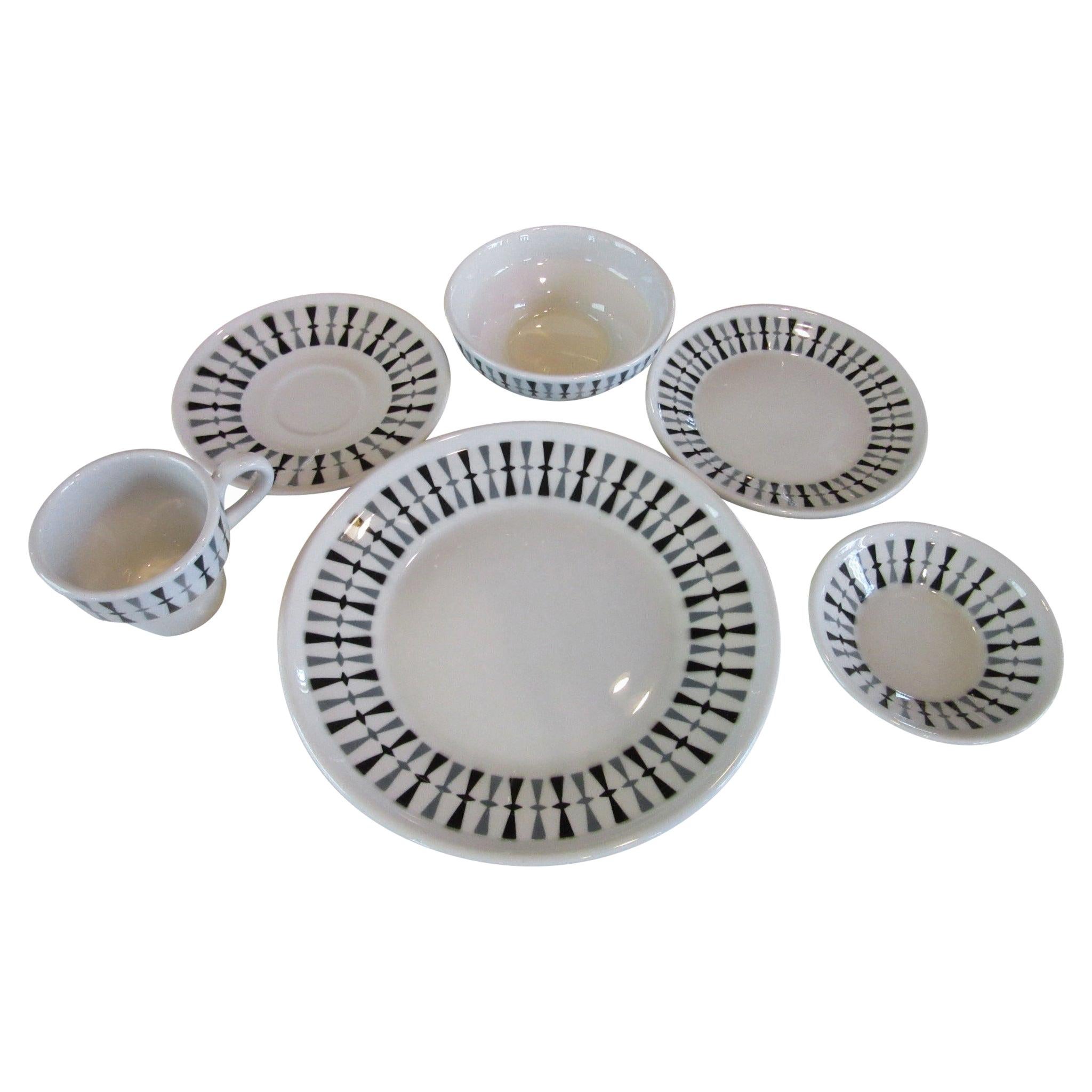 6 Paul McCobb 6-Piece Contempri Place Settings by Jackson China Co.