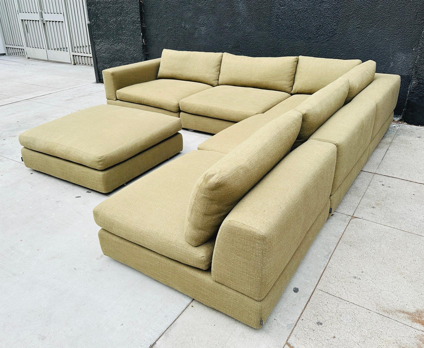 6 Piece Sectional Made in Italy by Rodolfo Dordoni for Minotti, Italy 2006 For Sale 4