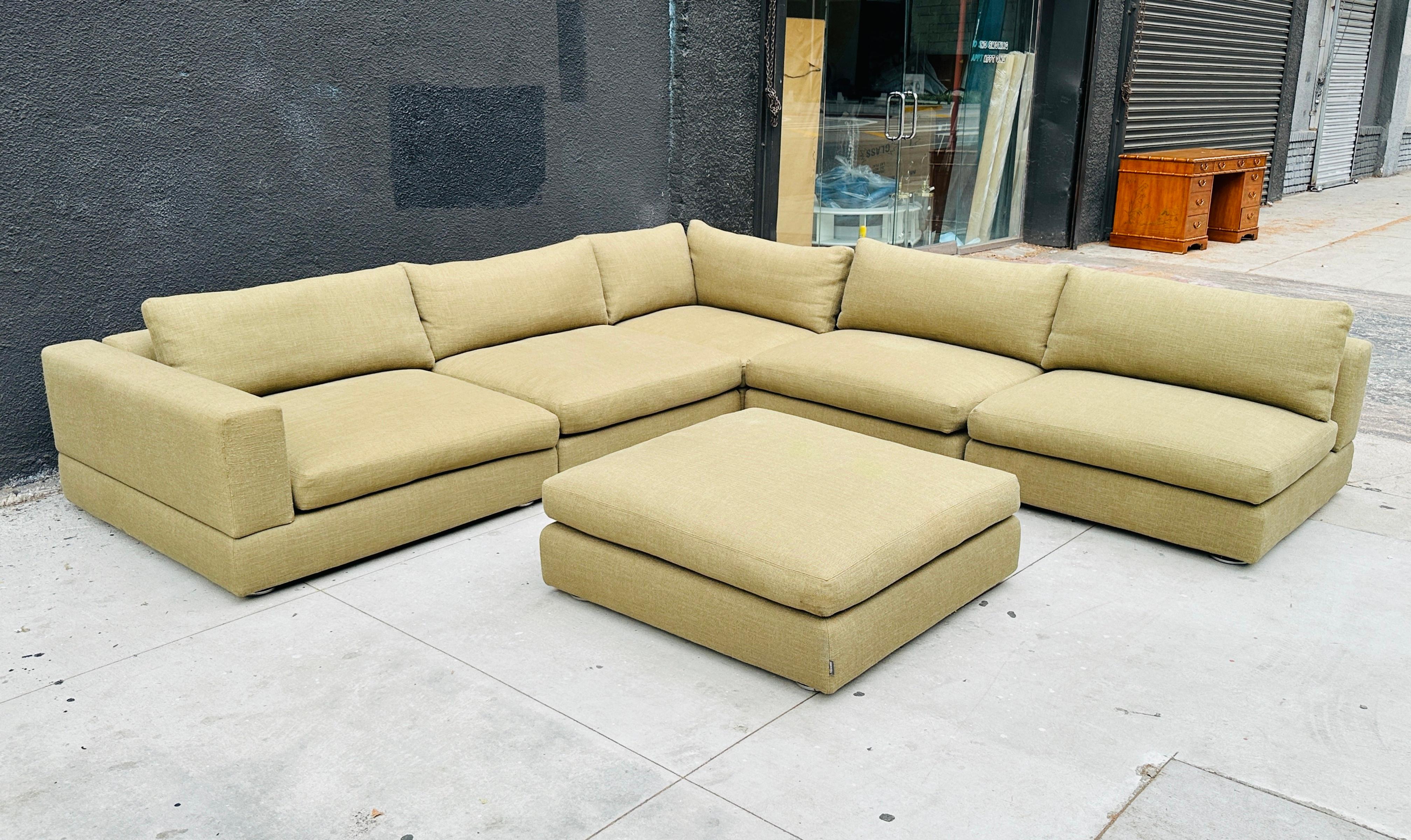 6 Piece Sectional Made in Italy by Rodolfo Dordoni for Minotti, Italy 2006 For Sale 6