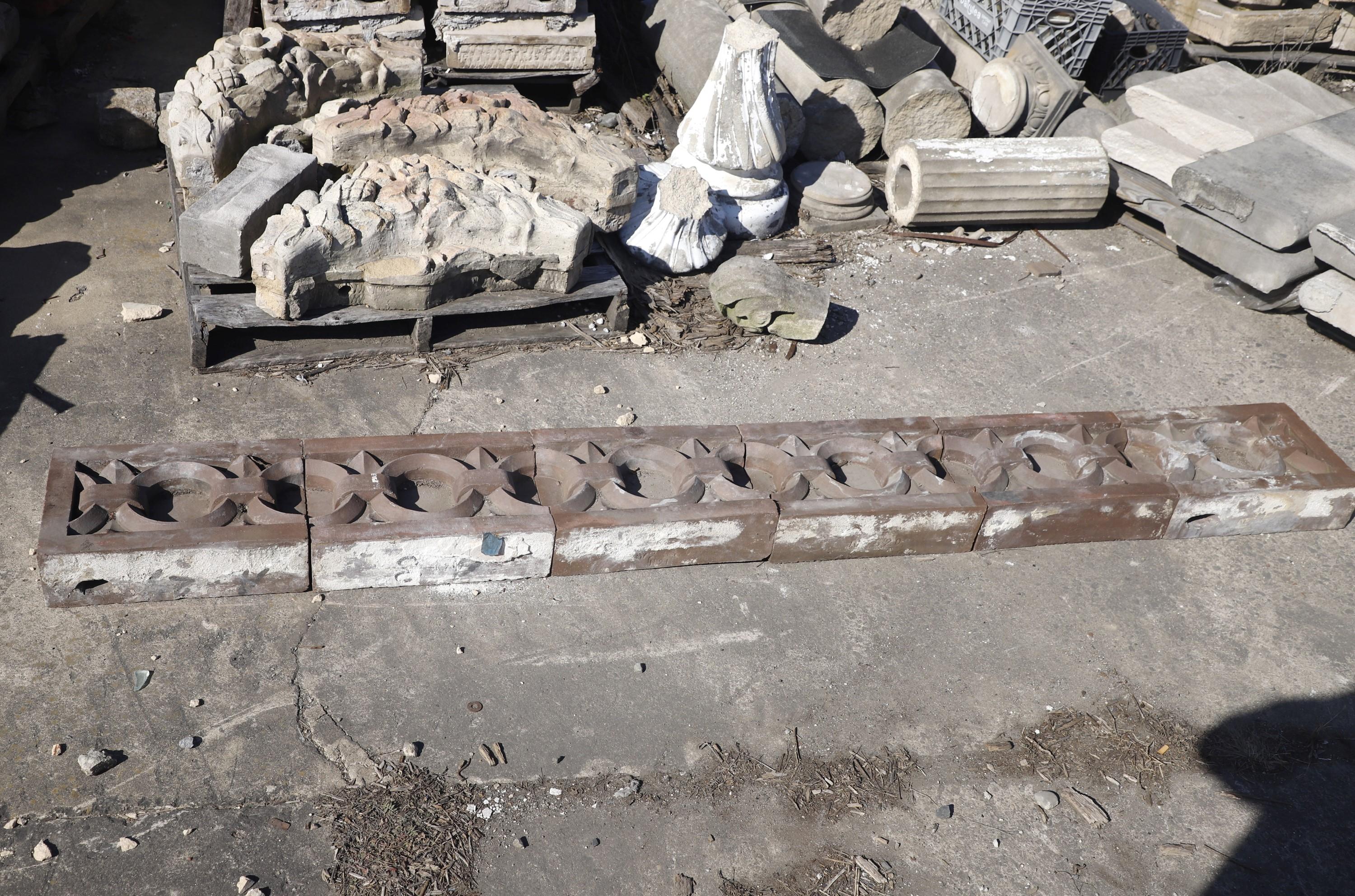 6 Piece-Set Greek Theda Chain Terra Cotta Stone Blocks In Good Condition In New York, NY
