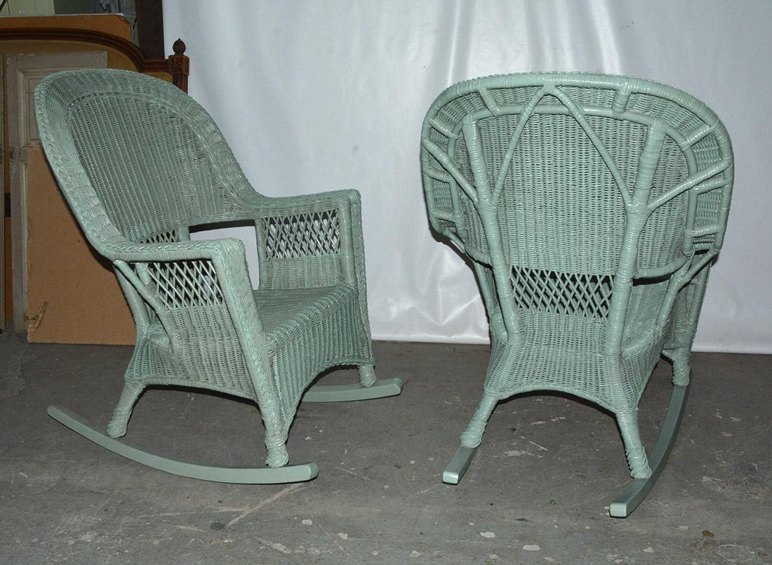 6 Piece Wicker Set, Sofa, 2 Chairs, 2 Rockers and Table 6