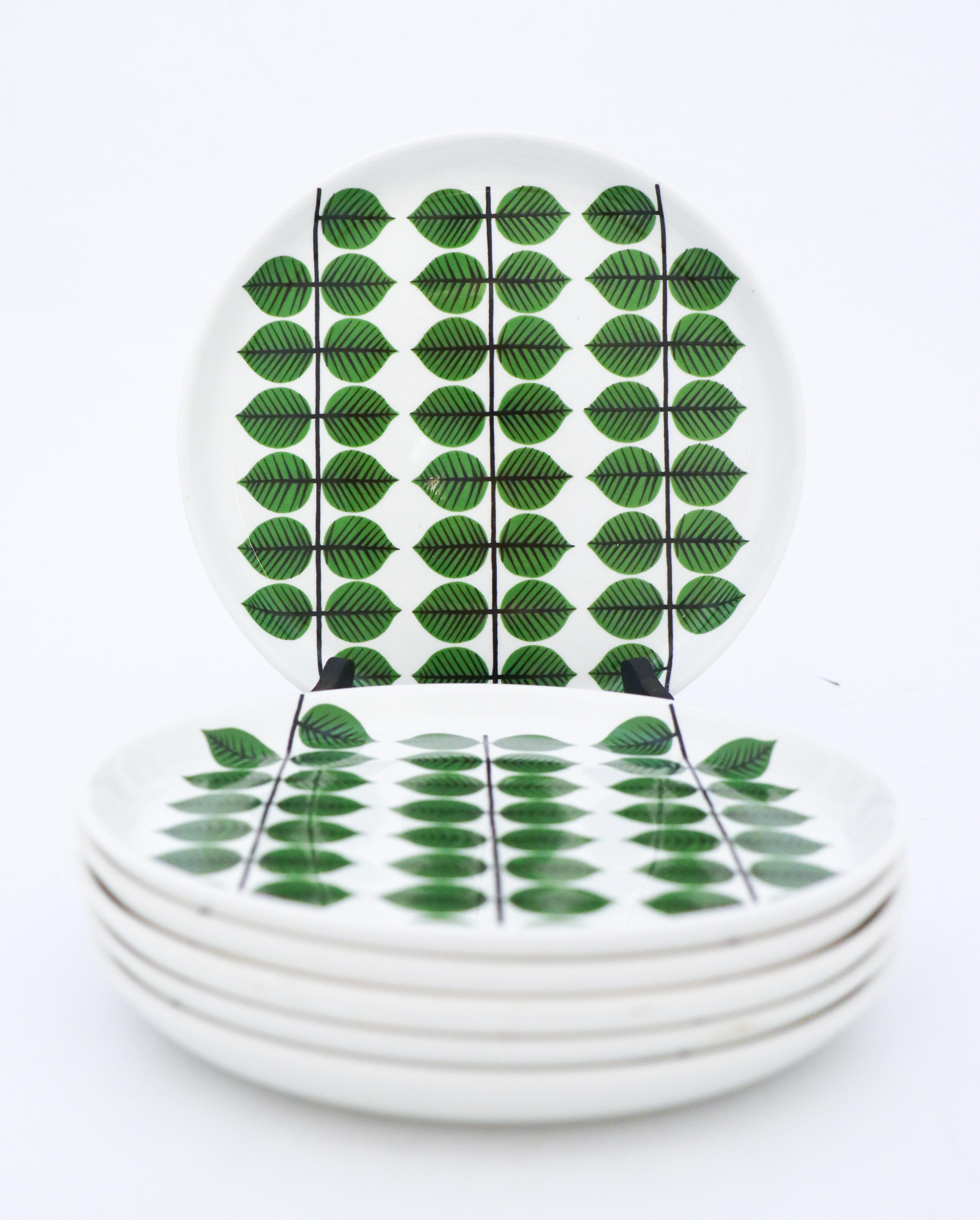 Scandinavian Modern 6 Plates, Stig Lindberg, Gustavsberg, Sweden, Berså / Bersa Green Leafs