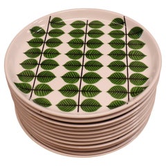 12 Plates, Stig Lindberg, Gustavsberg, Sweden, Berså / Bersa Green Leafs