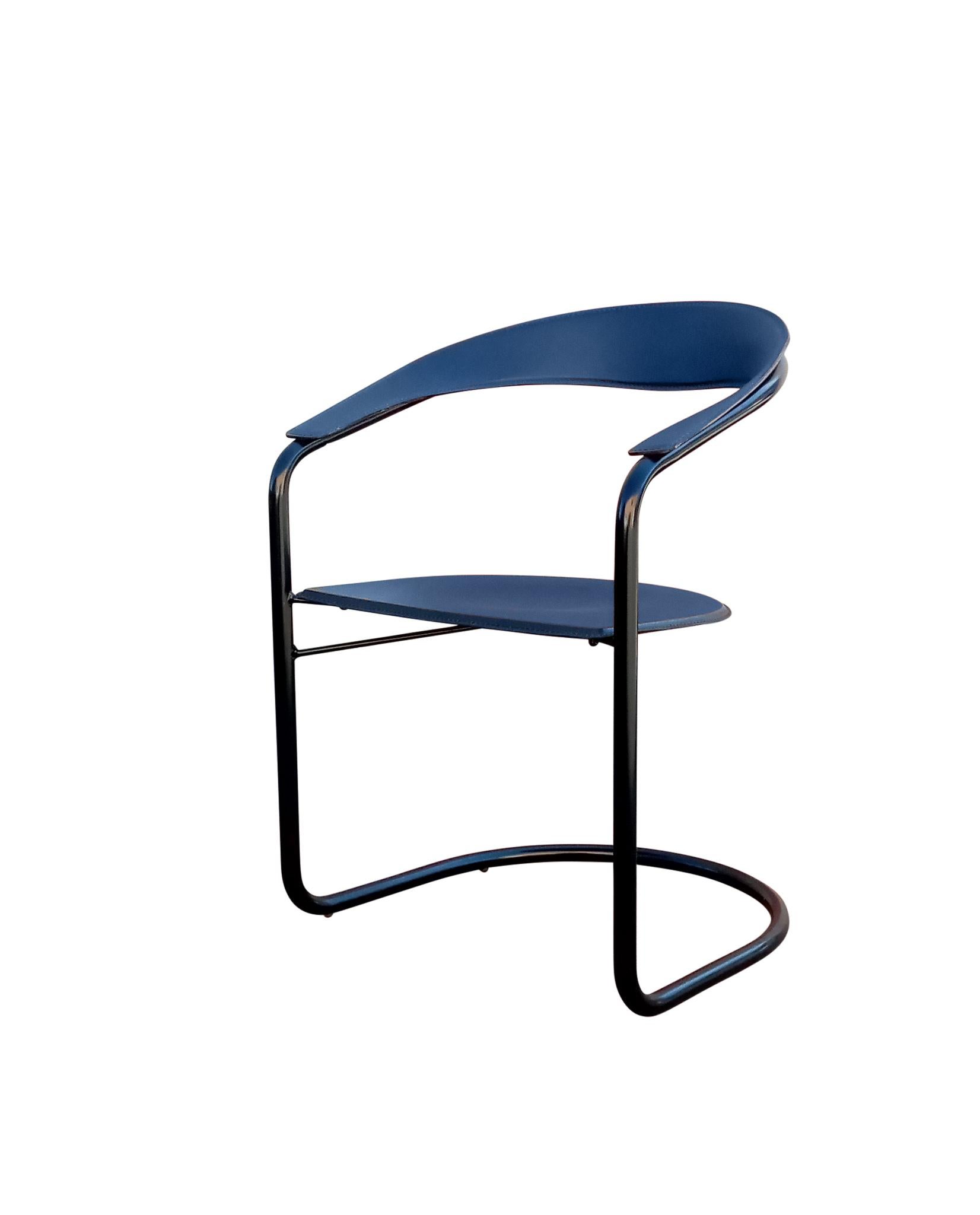 6 postmoderne Arrben-Sessel „Canasta“ aus Leder mit emailliertem Stahlrohr, Italien  im Zustand „Gut“ im Angebot in Philadelphia, PA
