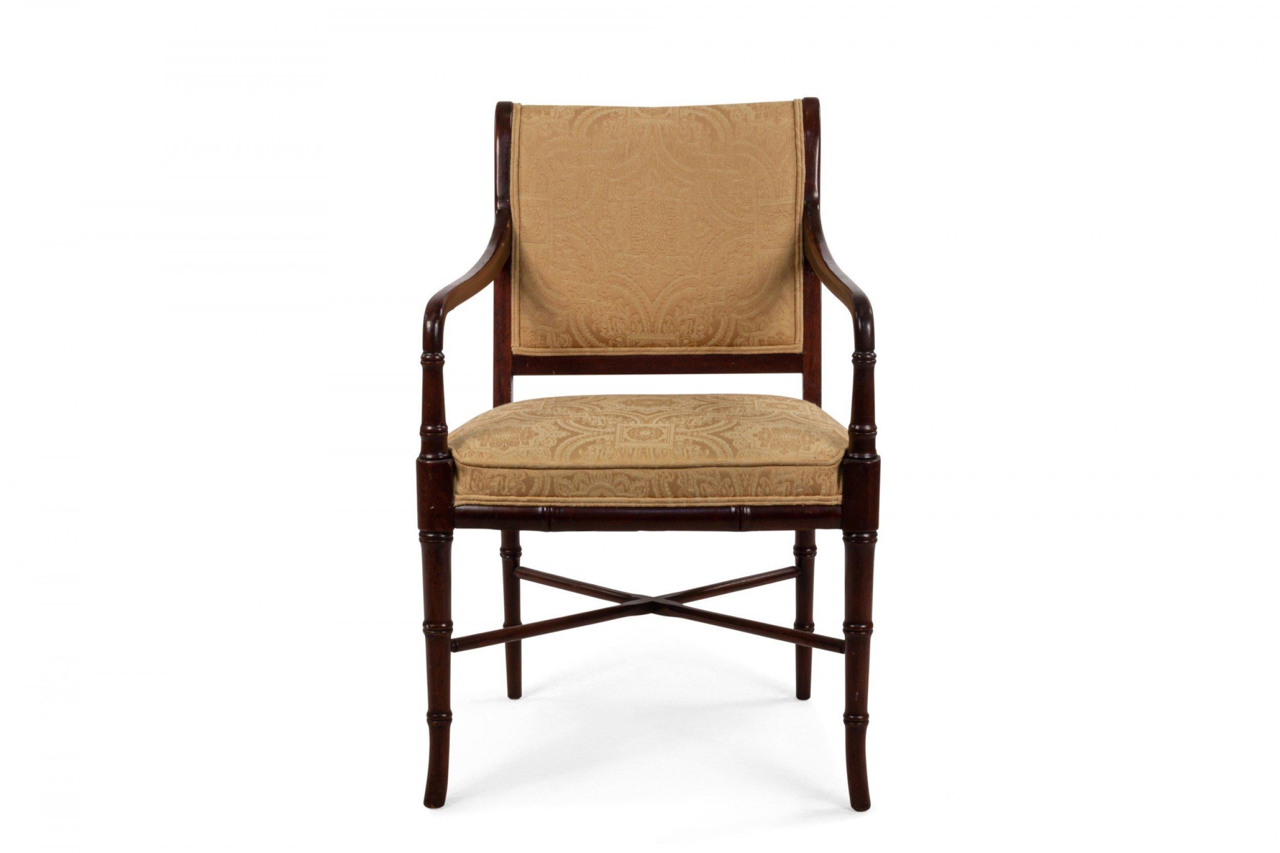 6 Mahagoni-Sessel im Regency-Stil mit gelber Damastpolsterung (Englisch) im Angebot