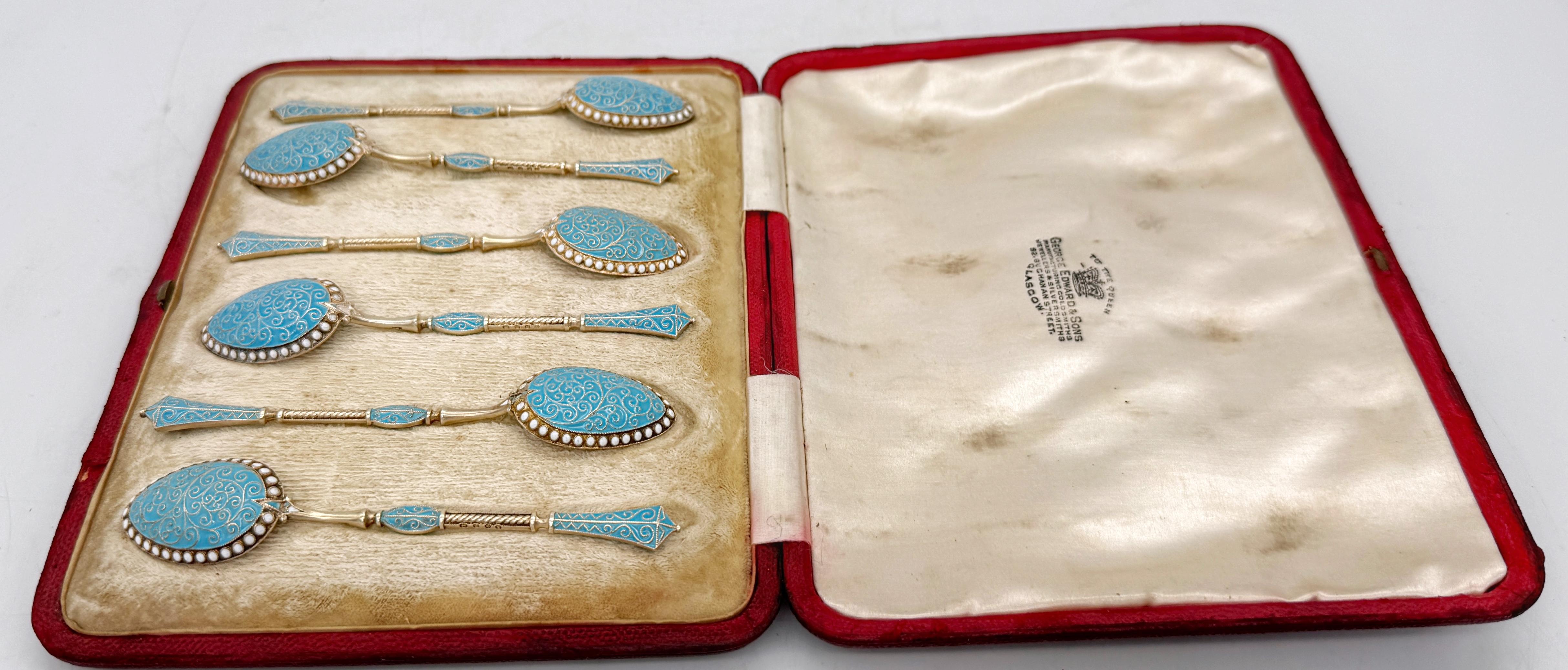 6 Cucharas de plata esmaltada estilo ruso, George Edward & Sons, Glasgow, 1888 Plata esterlina en venta