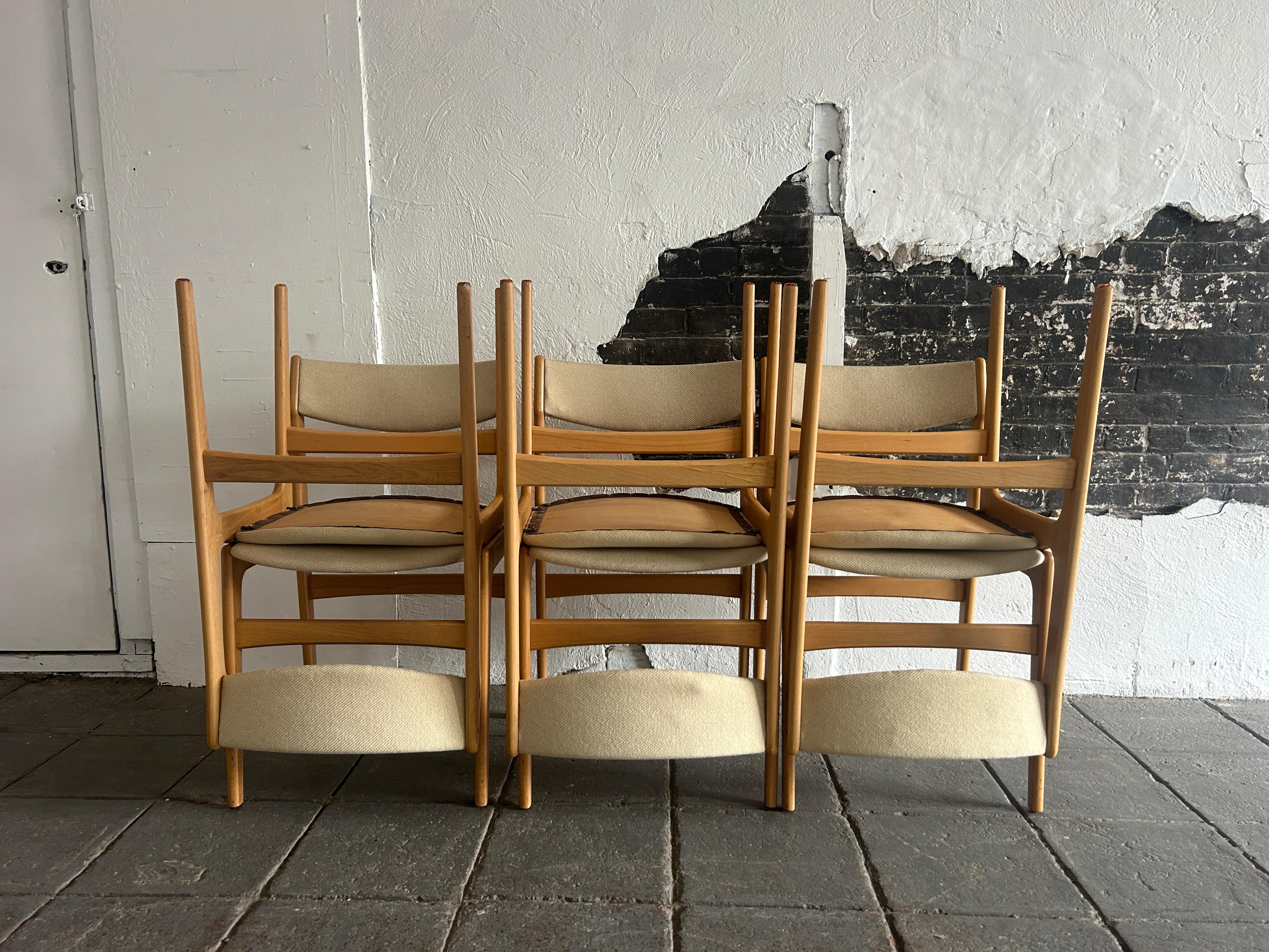 6 Scandinavian modern white oak dining chairs tan upholstery  For Sale 3