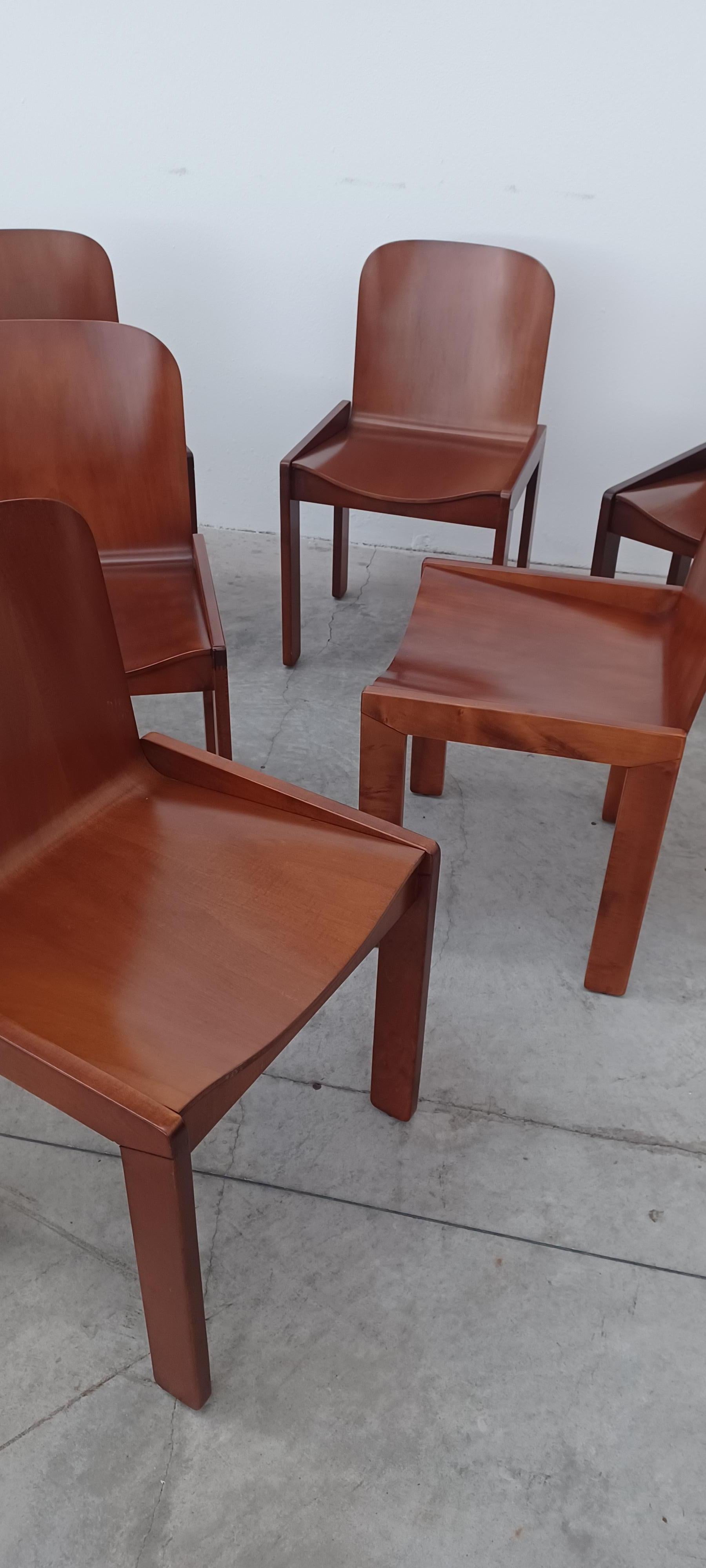 European 6 chaises de salle à manger Molteni des années 1970 en vente