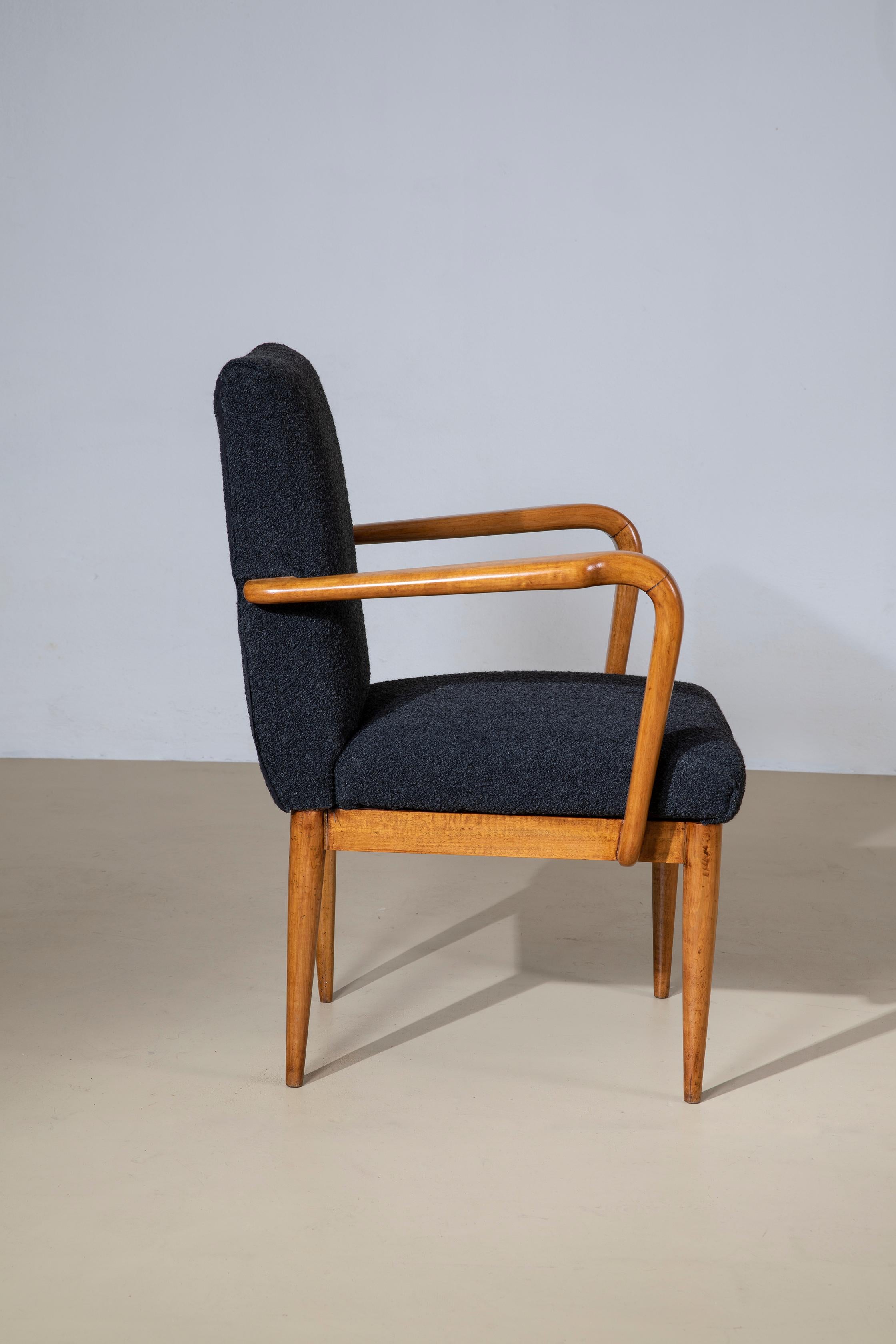 6 chaises, fabrication italienne, années 1950 en vente 4