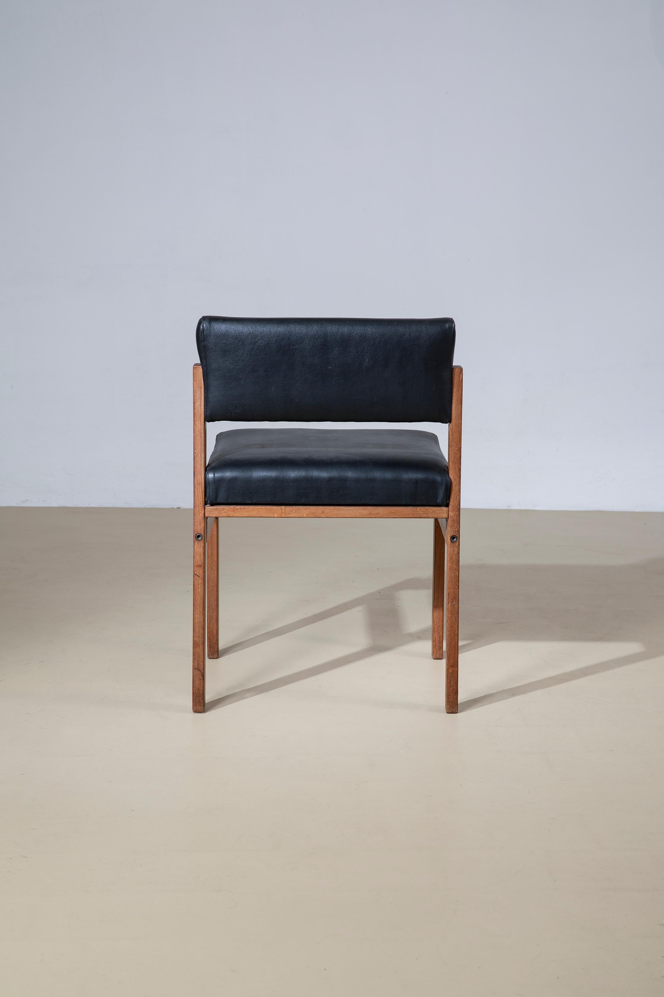 6 chaises, fabrication italienne, années 1950 Bon état - En vente à Firenze, IT