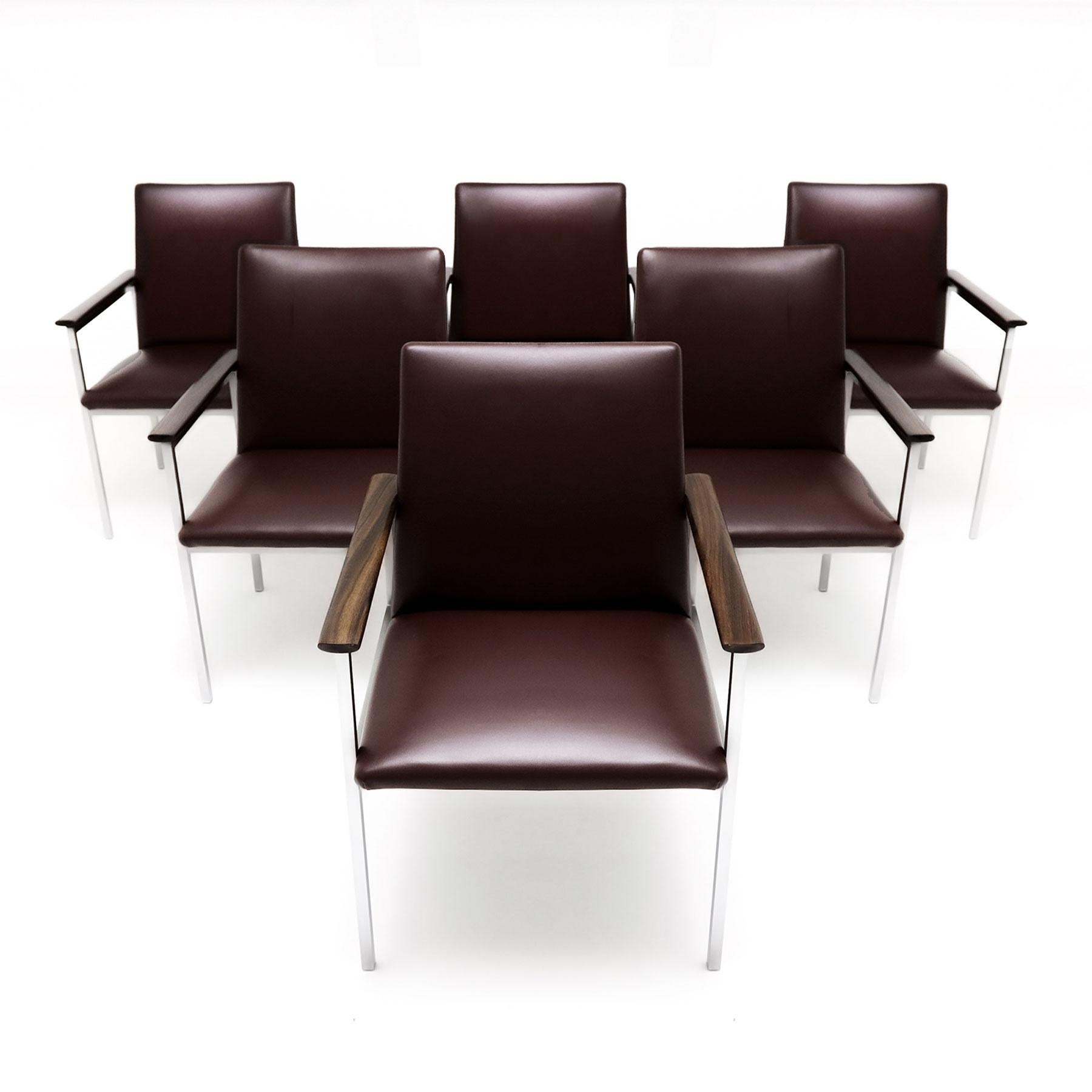Mid-Century Modern 6 Sigvard Bernadotte H-line chairs in brushed steel, Walnut and leather For Sale