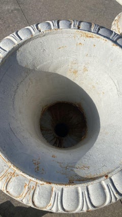 (6) Six MEDICI VASES IN CAST IRON 1850/1900 H: 60cm