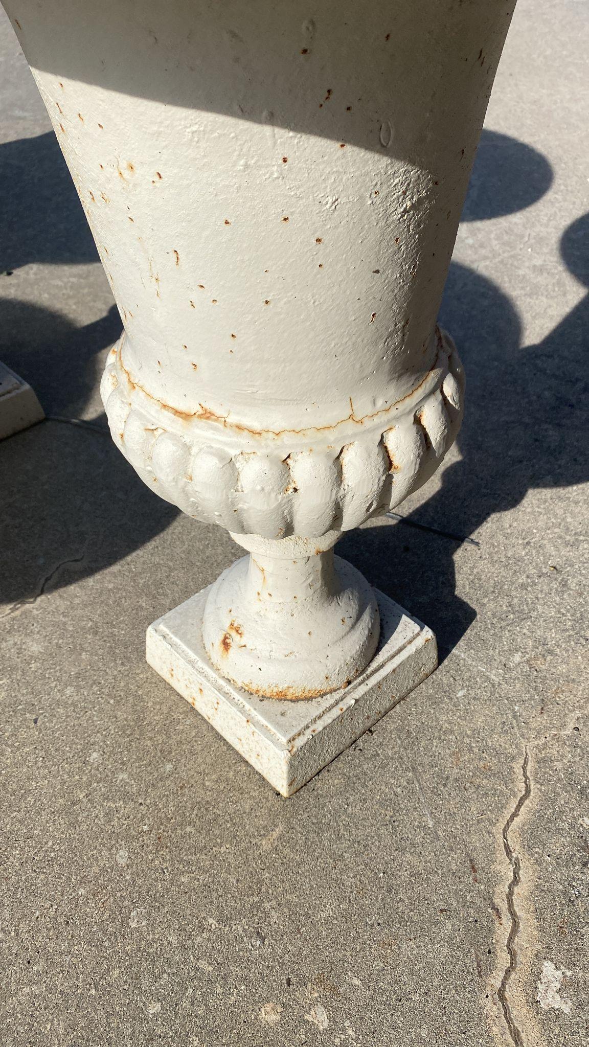 (6) Sechs MEDIZINISCHE FÄSSER AUS GUSSEISEN 1850/1900 H: 60cm (Art déco) im Angebot