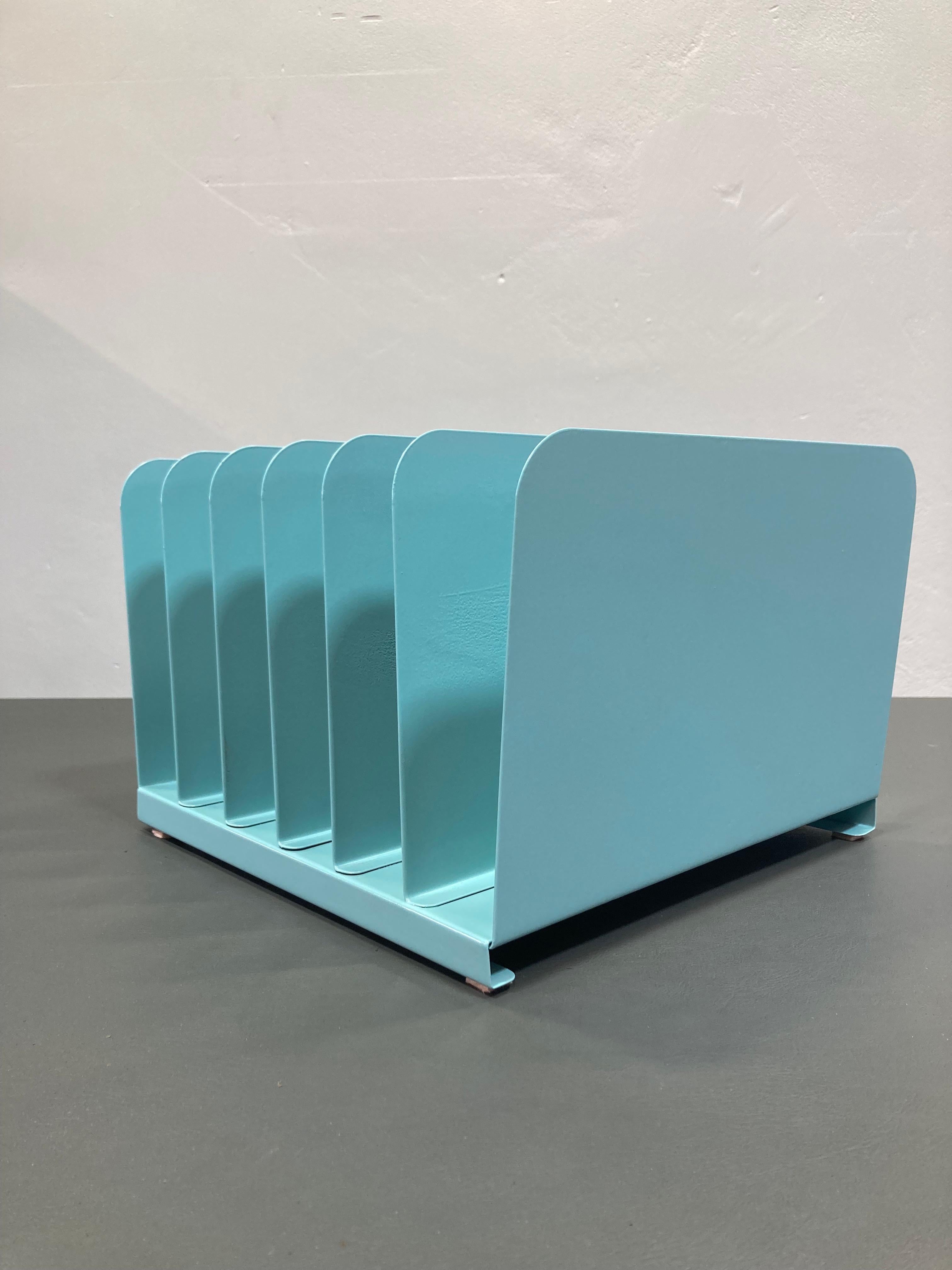 6 Slot Desktop File Holder - neu lackiert in Aqua (20. Jahrhundert) im Angebot