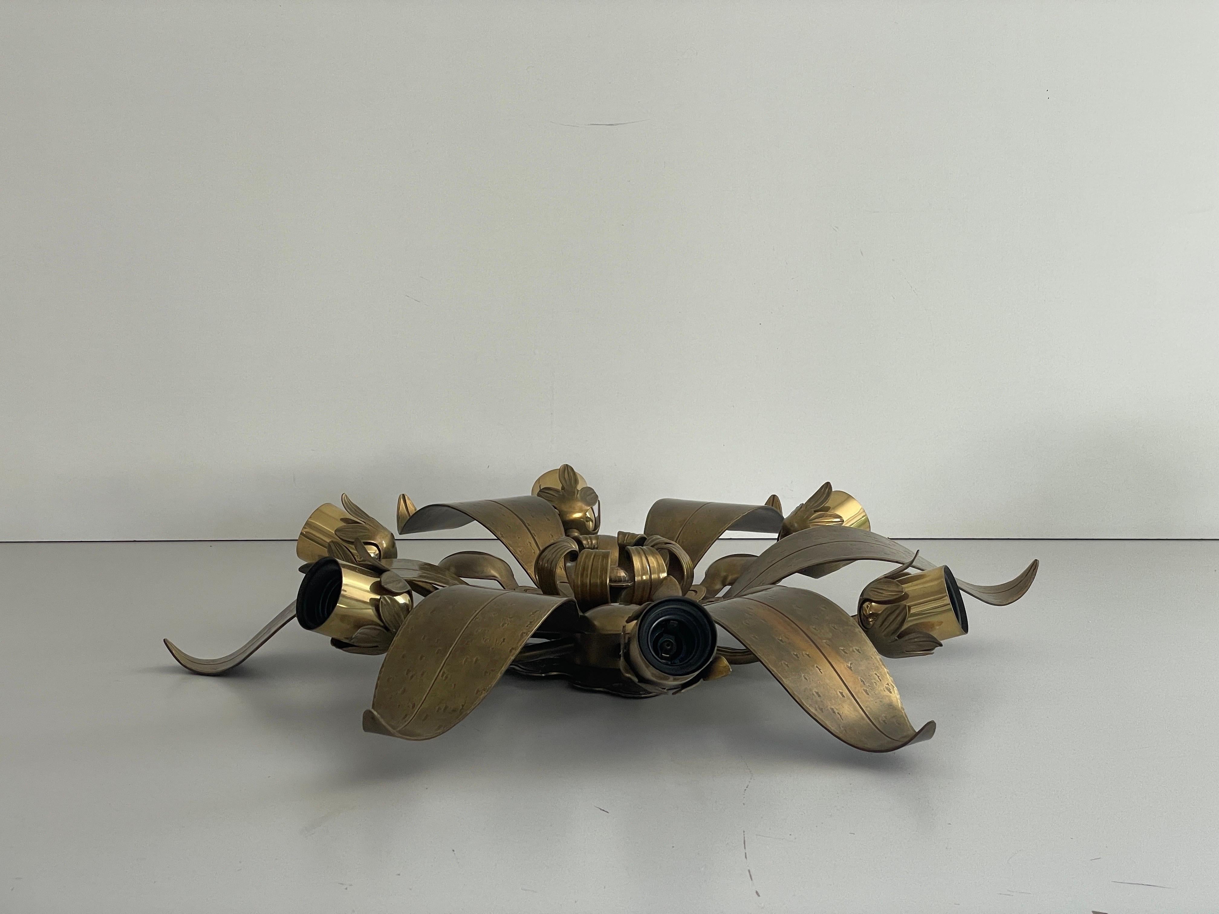 6 Socket Flower Shaped Heavy Brass Flush Mount Light by Hans Möller, 1960s, Germ In Excellent Condition For Sale In Hagenbach, DE