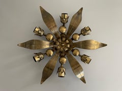 6 Sockel Blumenförmige schwere Messingeinbauleuchte von Hans Möller, 1960er Jahre, Deutschland