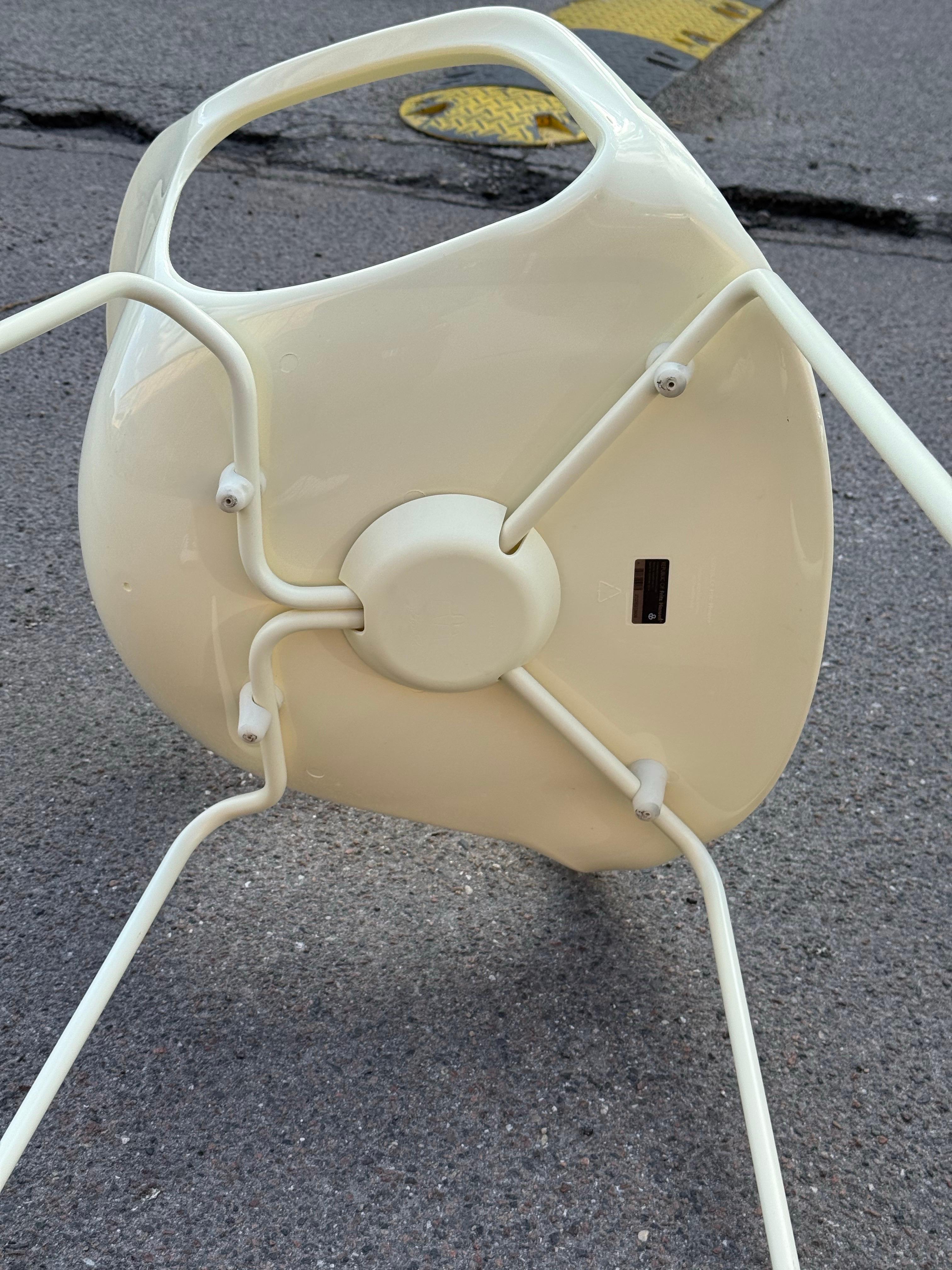 6 stackable Kasper Salto armchairs, Fritz Hansen, Denmark, design year 2010 en venta 5