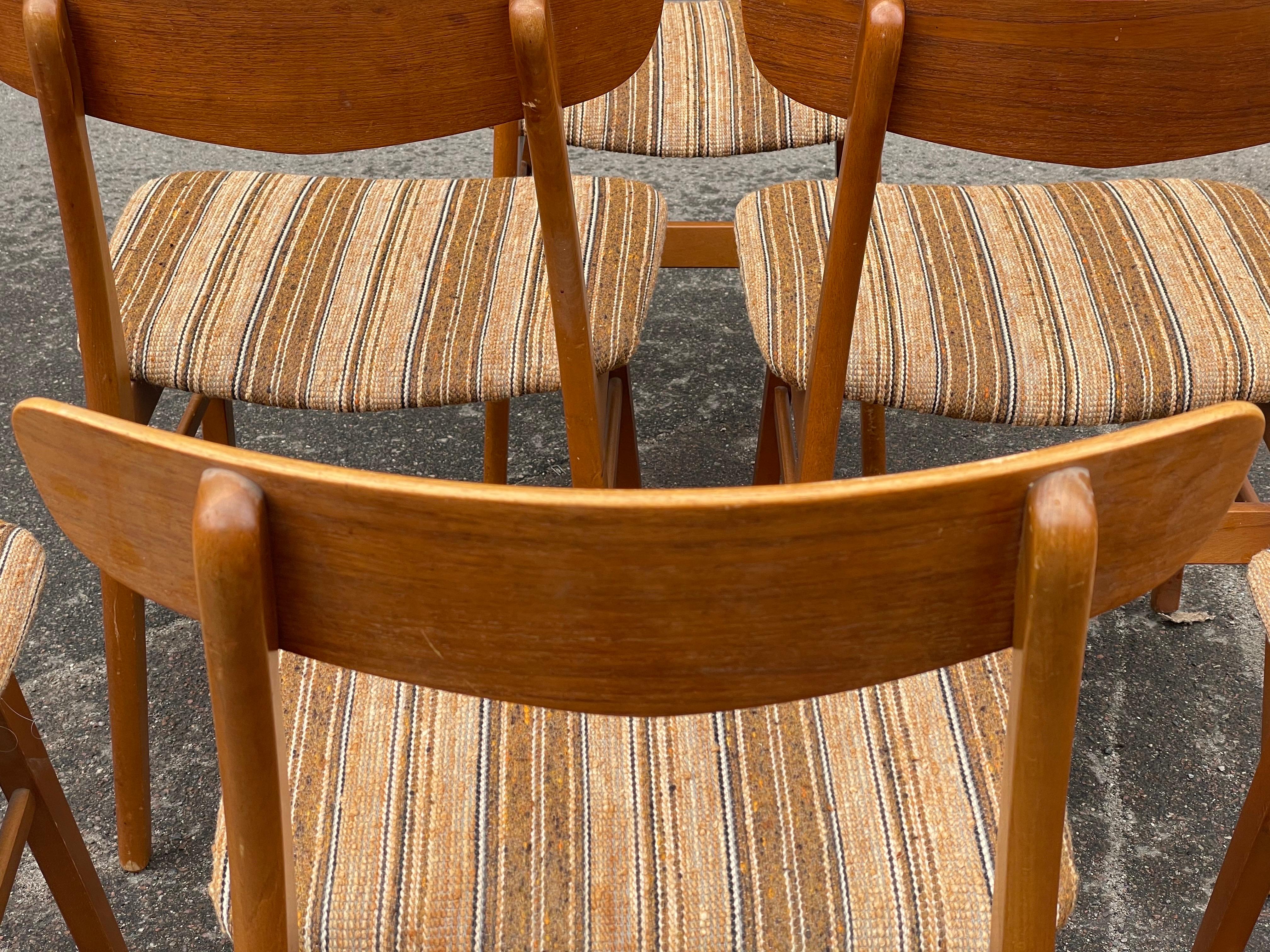 Metà XX secolo 6 sedie da pranzo standard danesi in teak degli anni '60 in vendita