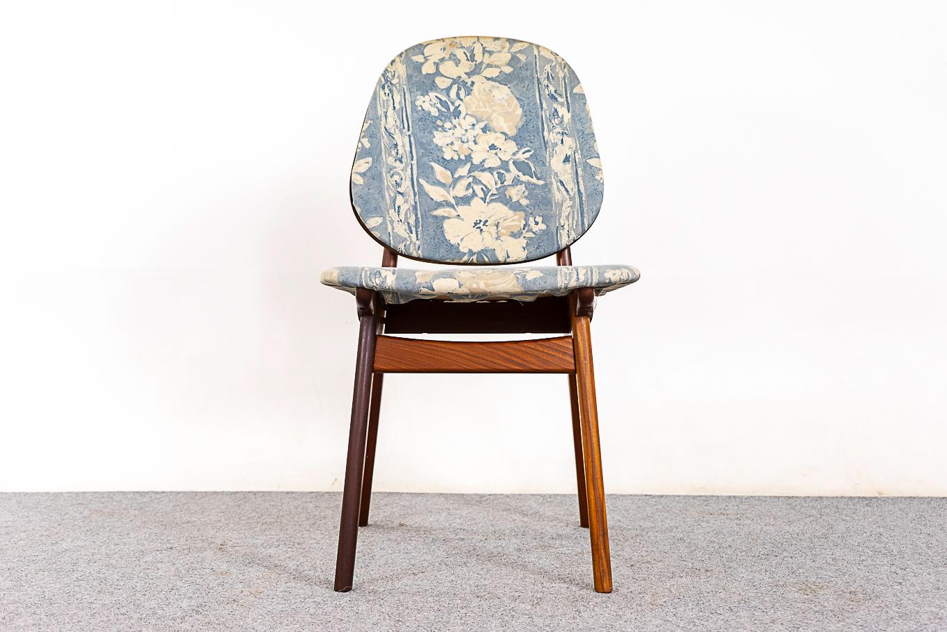 Scandinavian Modern 6 Teak Dining Chairs by Arne Hovmand-Olsen For Sale