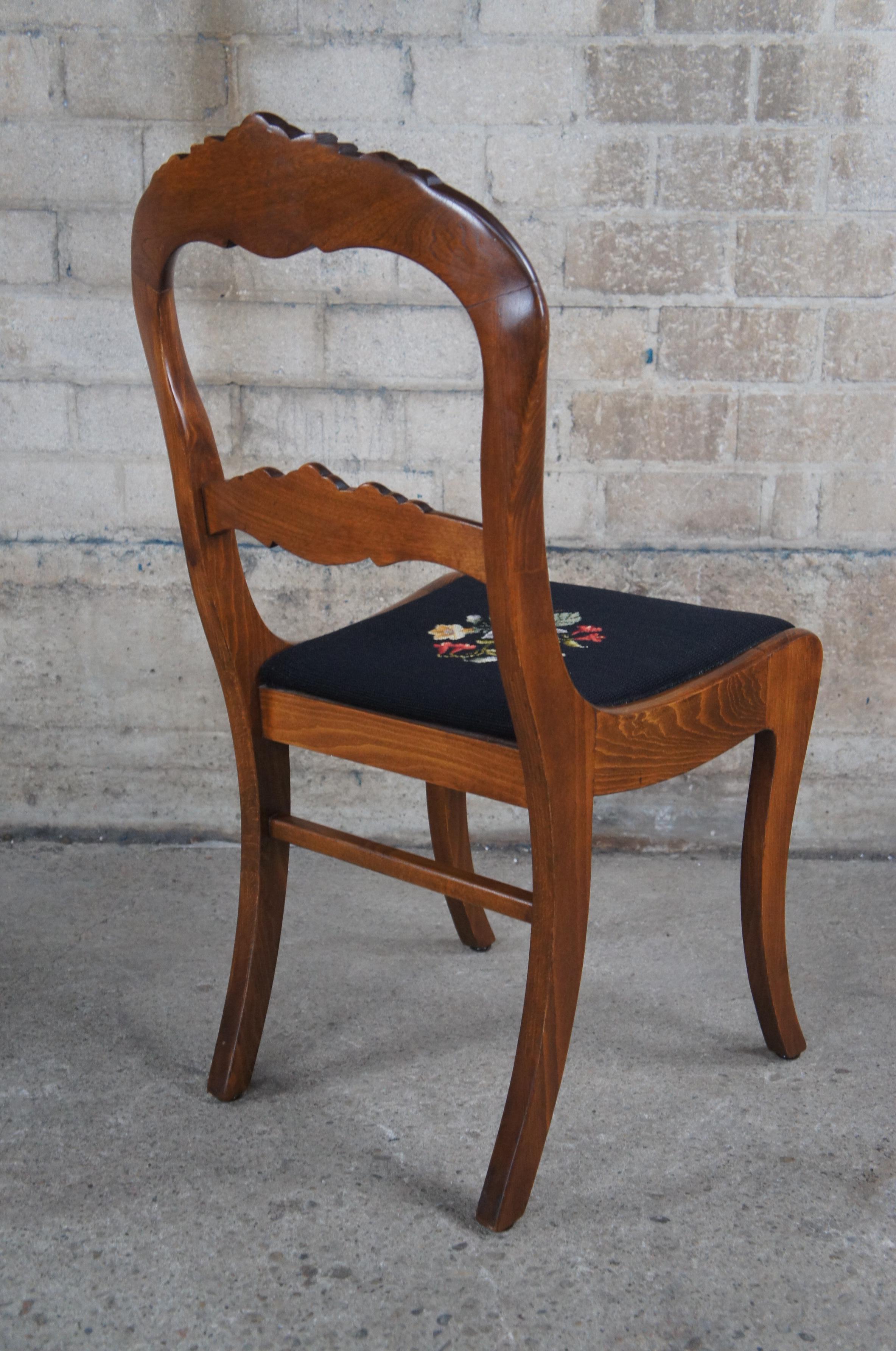 6 Tell City Balloon Back Carved Mahogany Floral Needlepoint Dining Chairs In Good Condition In Dayton, OH