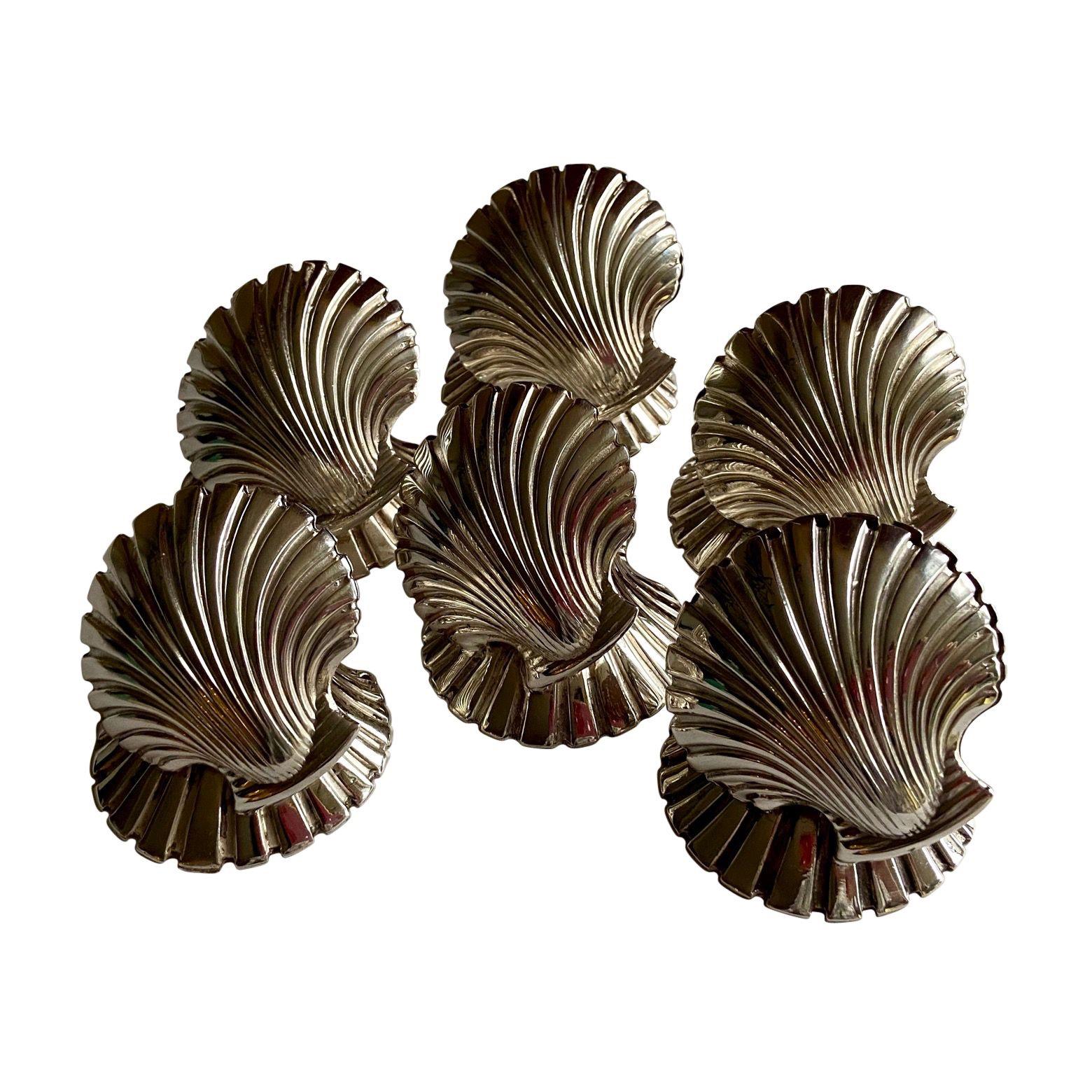 Italian 6 Vintage 1940s-1950s Silver Plated Shells, Place Card Holders, Fratelli Broggi For Sale