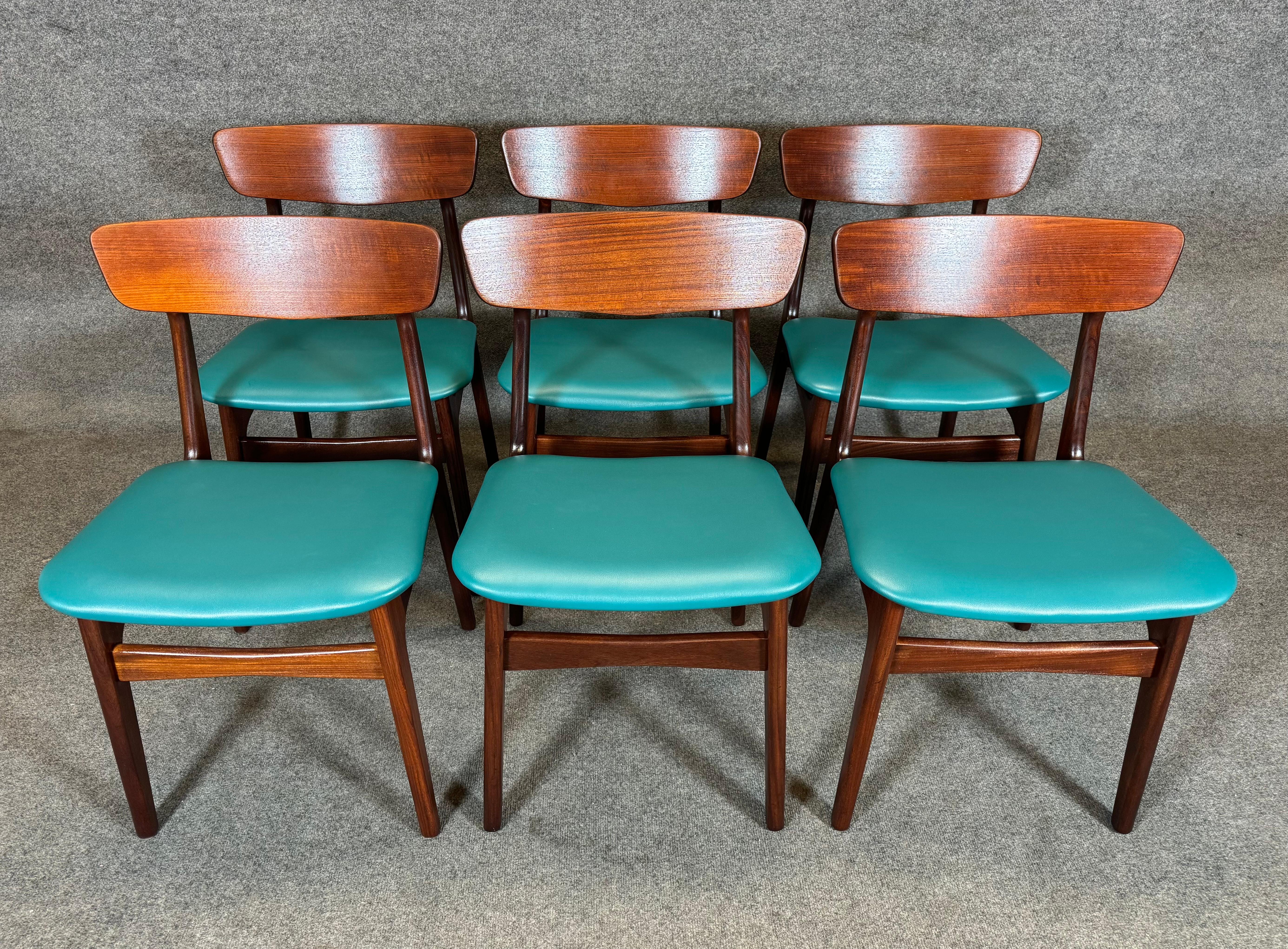 6 Vintage Danish Mid Century Modern Teak Dining Chairs by Schønning & Elgaard For Sale 4