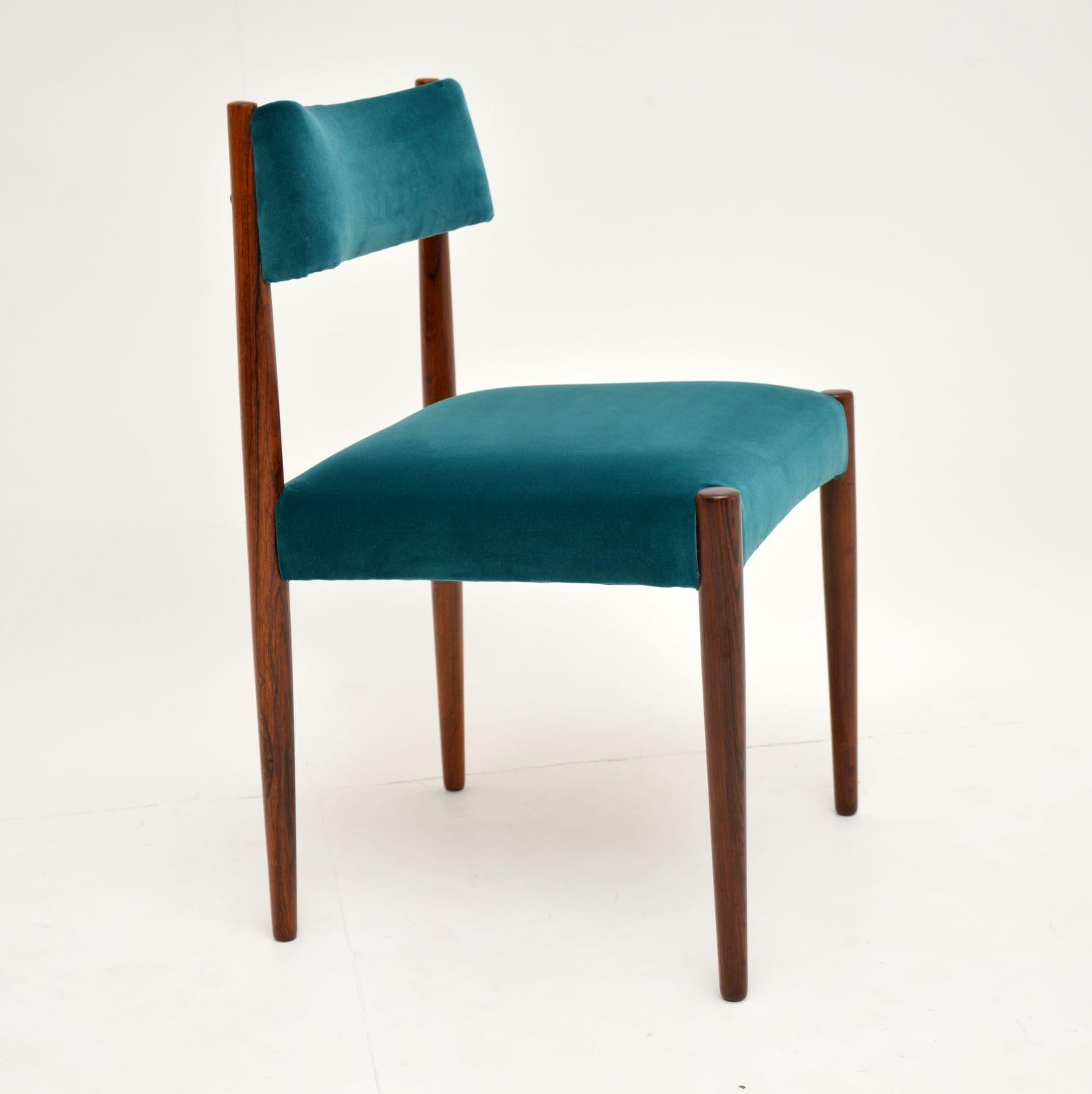 British 6 Vintage Dining Chairs by Robert Heritage for Archie Shine