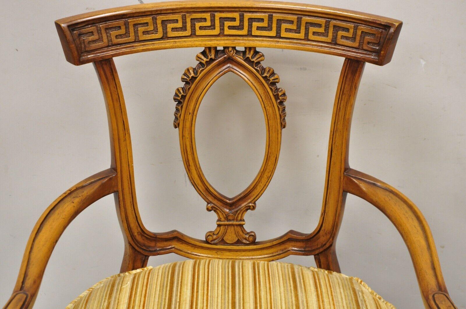 Tissu 6 chaises de salle à manger italiennes néoclassiques vintage Hollywood Regency en noyer à motif clé grecque en vente