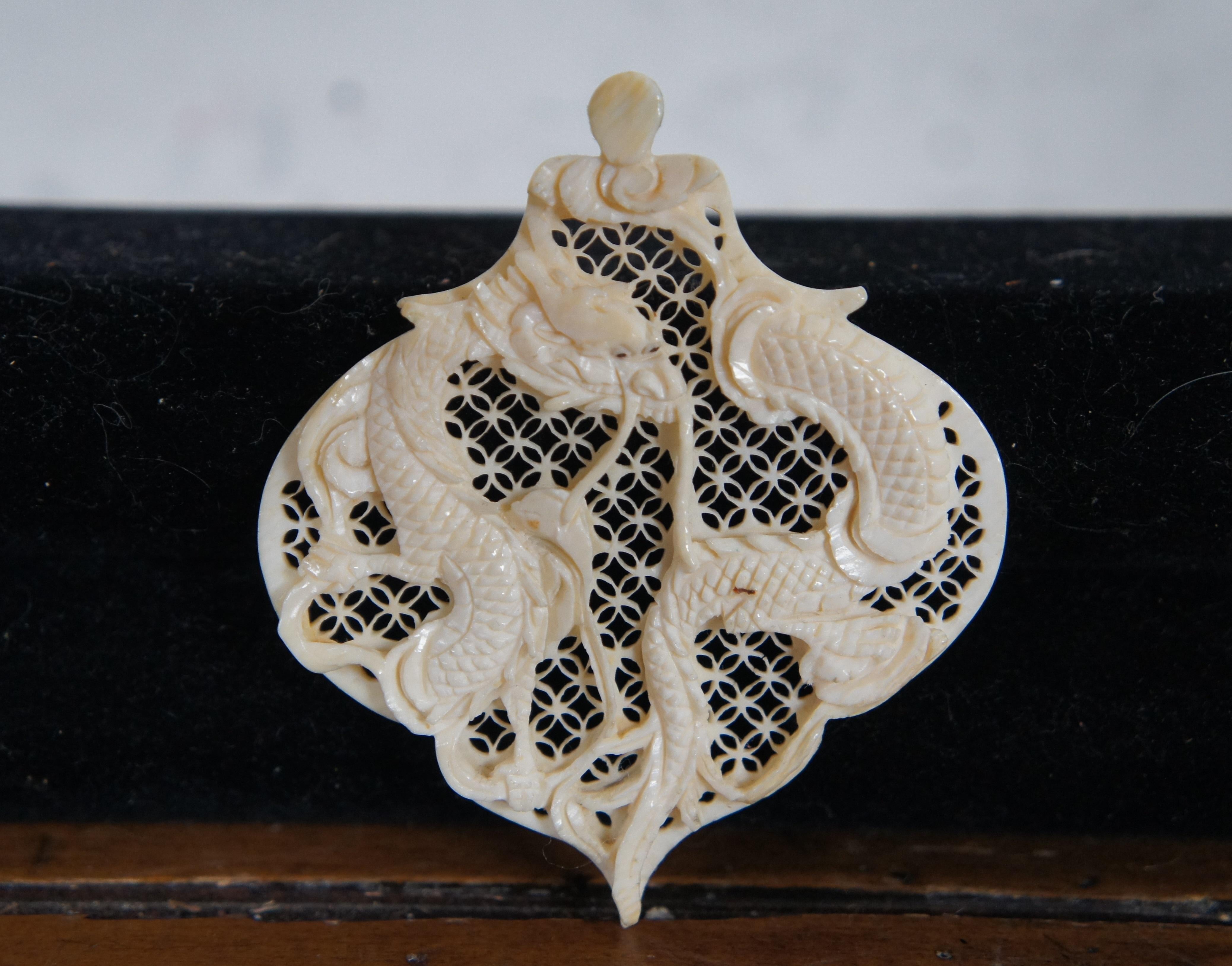Chinoiserie 6 Vintage Reticulated Carved Bone Pendants Dragons Elephant Geisha Kwan Yin For Sale