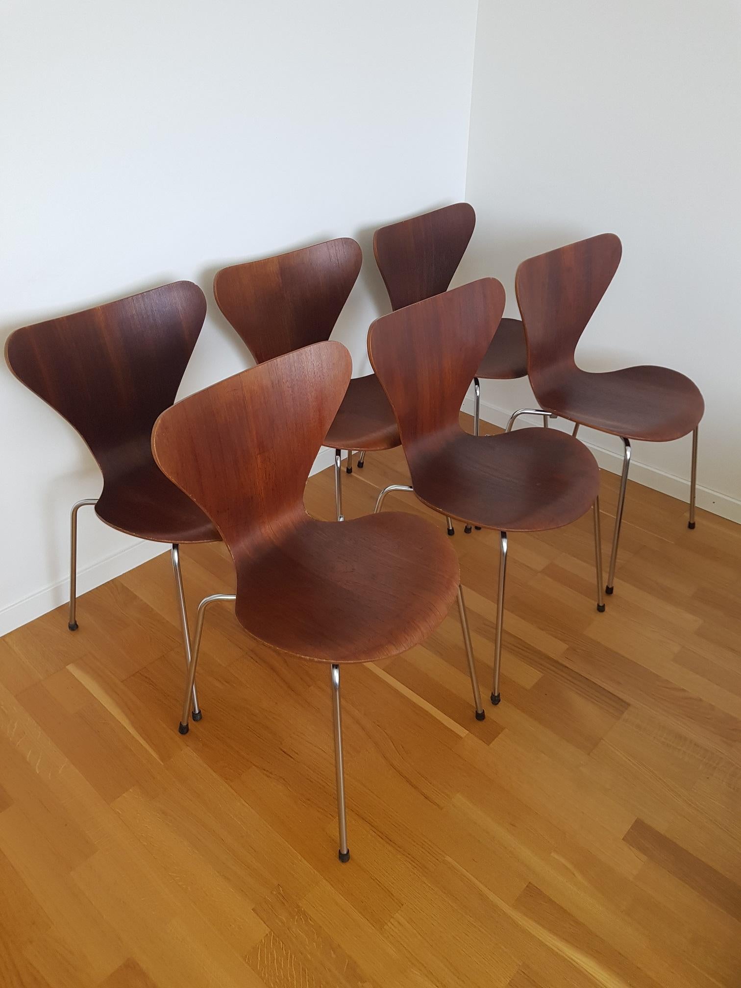 Danish 6 Vintage Series 7 Chairs 3107 in Teak 1960s by Arne Jacobsen for Fritz Hansen For Sale