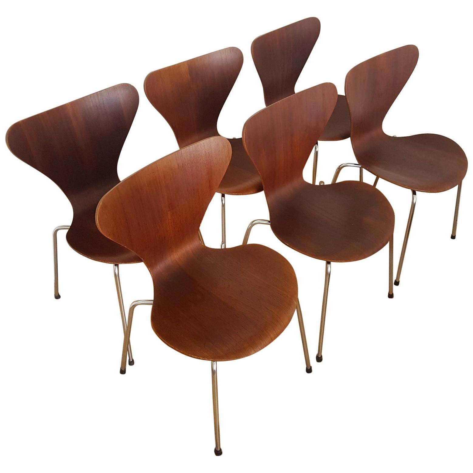 6 Vintage Series 7 Chairs 3107 in Teak 1960s by Arne Jacobsen for Fritz Hansen For Sale
