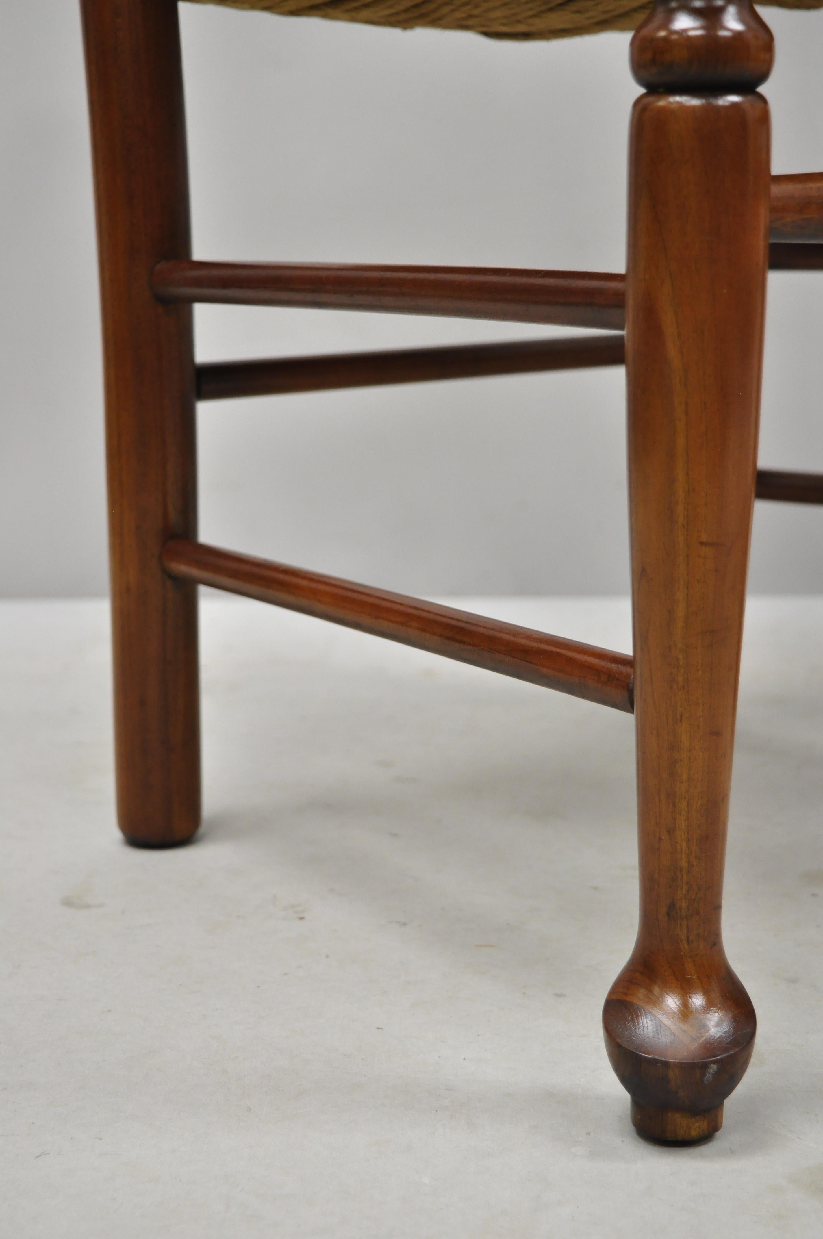 20th Century 6 Vintage Spindle Back Cherrywood Rush Seat Queen Anne Colonial Dining Chairs