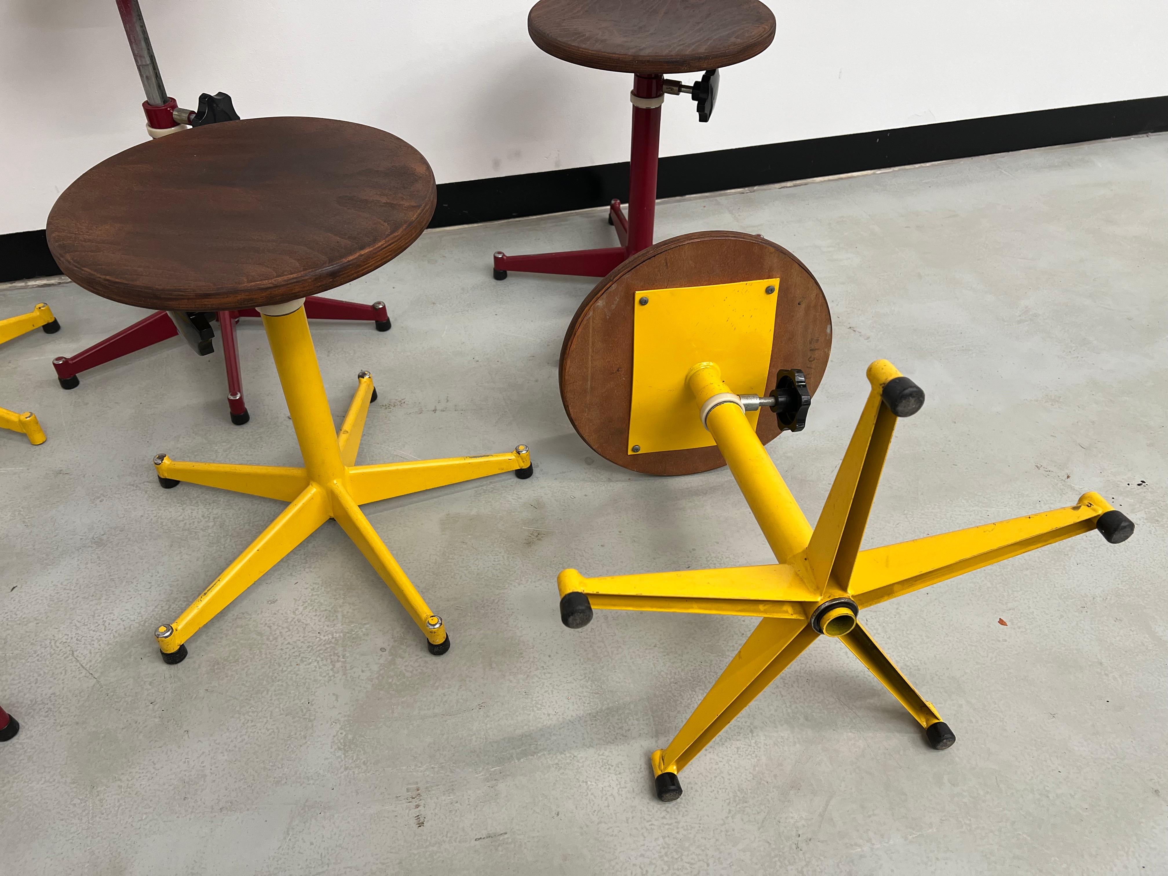 6 vintage stools from a french school, 50's For Sale 6