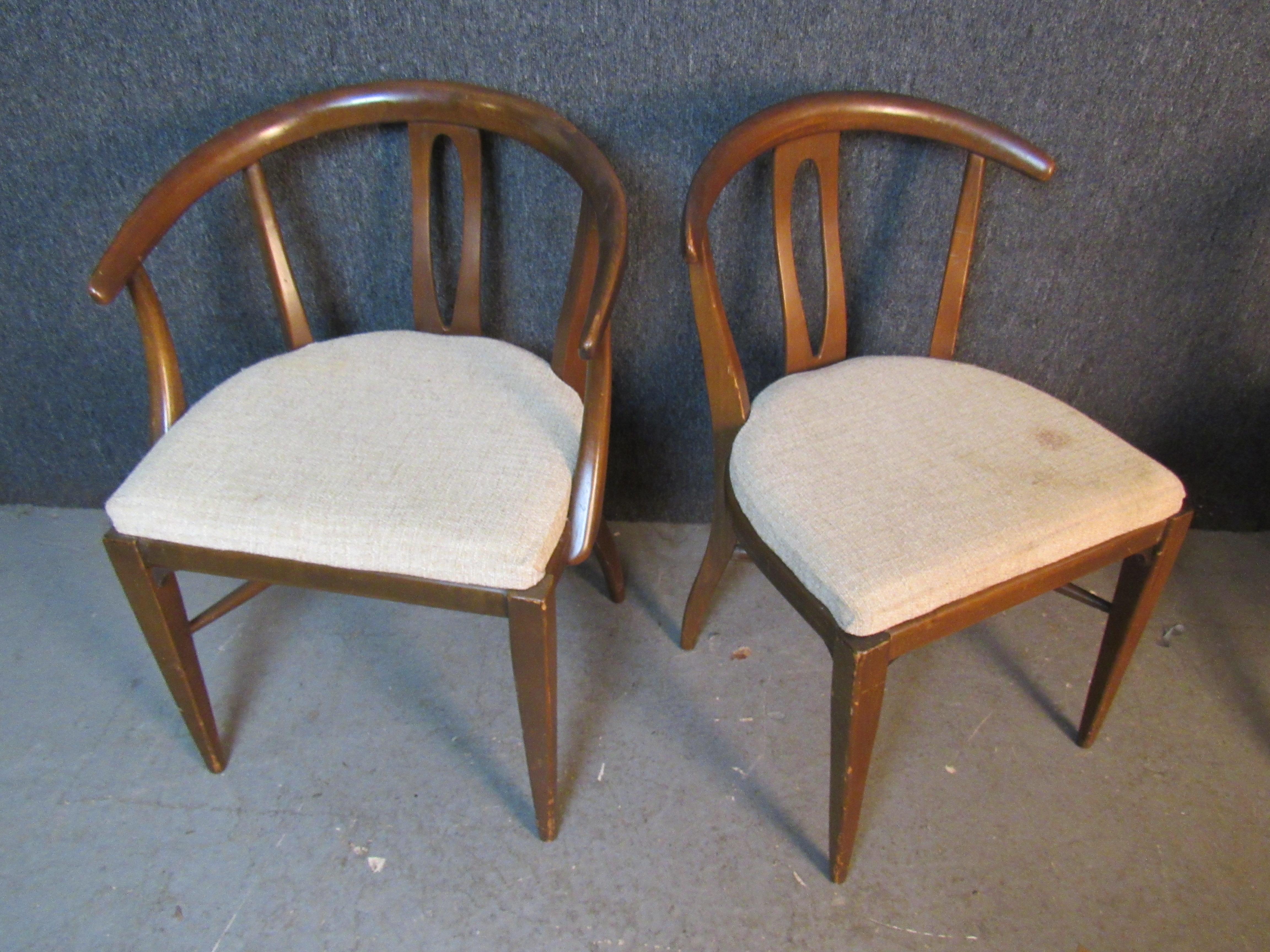 6 chaises vintage de style 