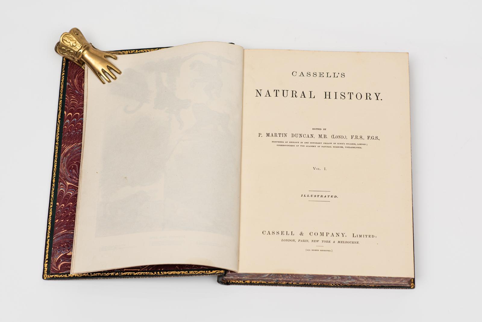 6 volumi. A cura di Martin Duncan, Cassell's Natural History. In condizioni buone in vendita a New York, NY