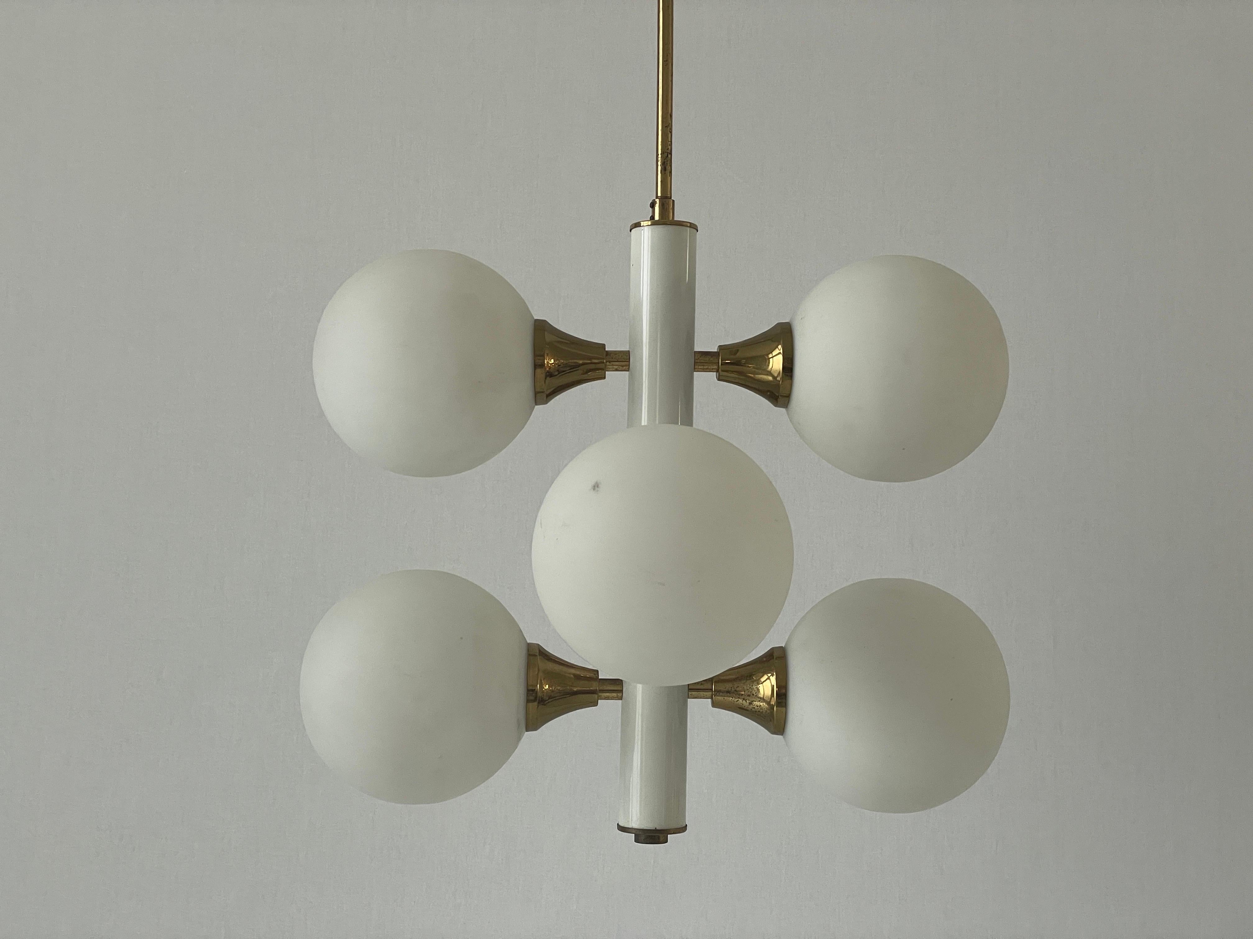 6 white ball Glass Sputnik Chandelier by Kaiser Leuchten, 1960s, Germany

Lampshade is in good condition and very clean. 
This lamp works with 6 x E14 light bulb. 
Wired and suitable to use with 220V and 110V for all countries.

Measurements: