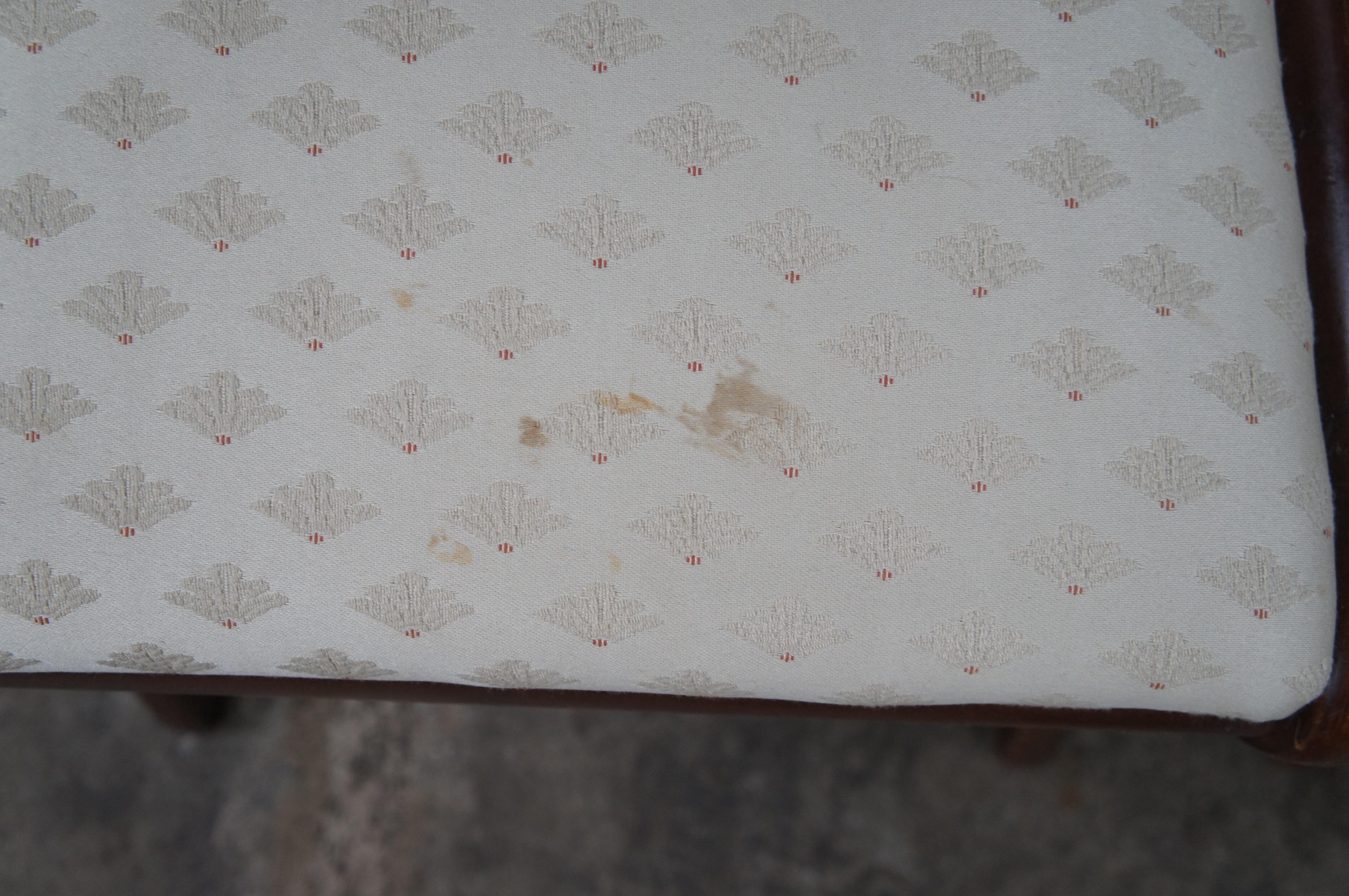 Tessuto 6 Sedie da pranzo a medaglione in ciliegio Duncan Phyfe Wildwood in vendita