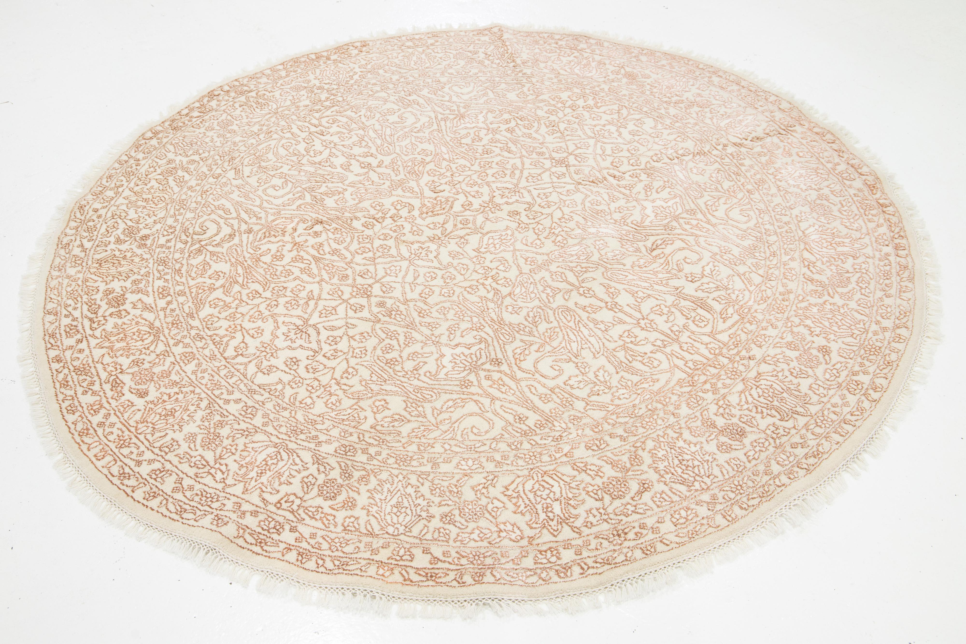 Hand-Knotted 6 x 6 Modern Beige Wool and Silk Round Rug With Floral Design For Sale